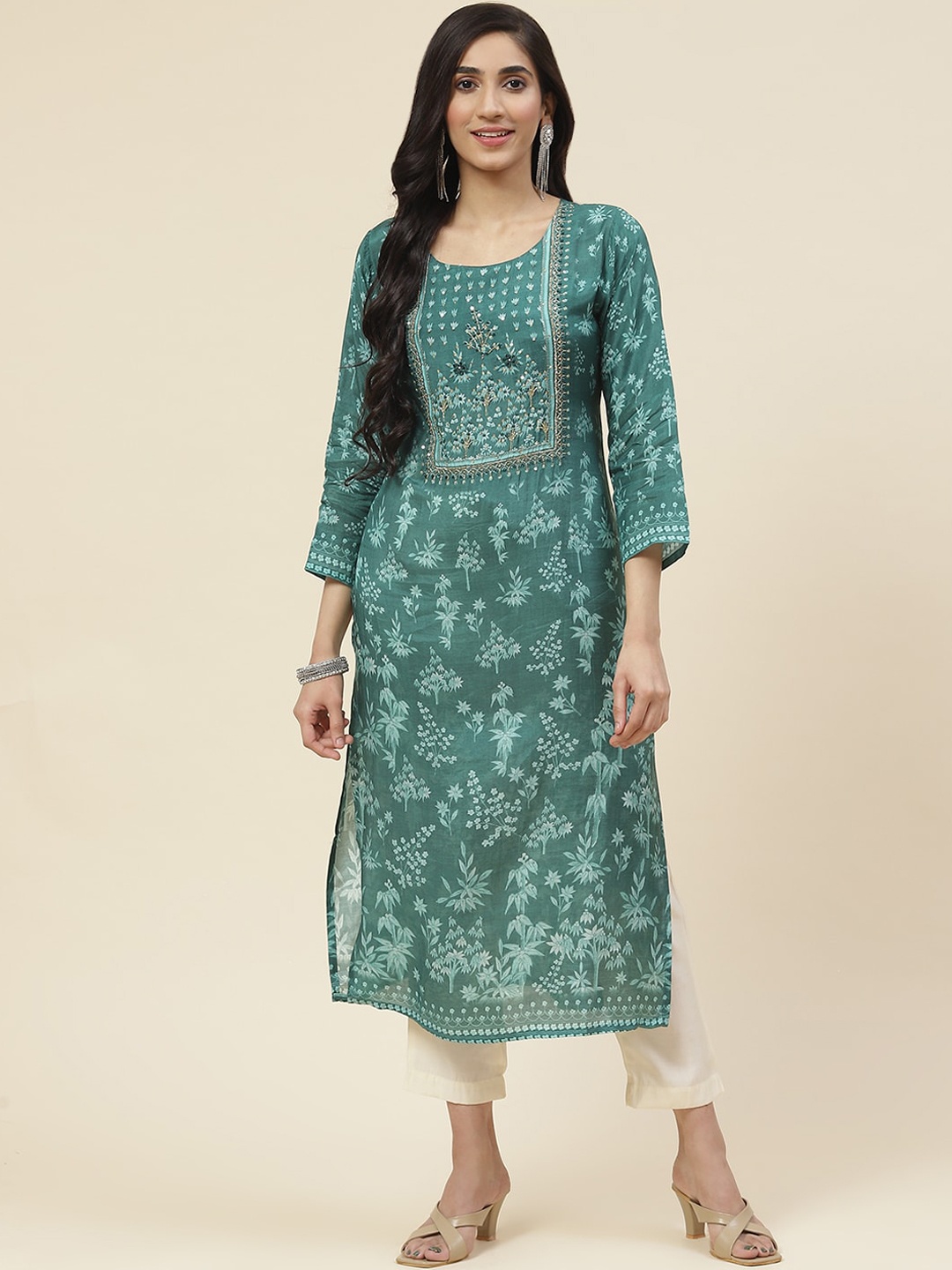 

Meena Bazaar Women Floral Printed Thread Work Kurta, Green