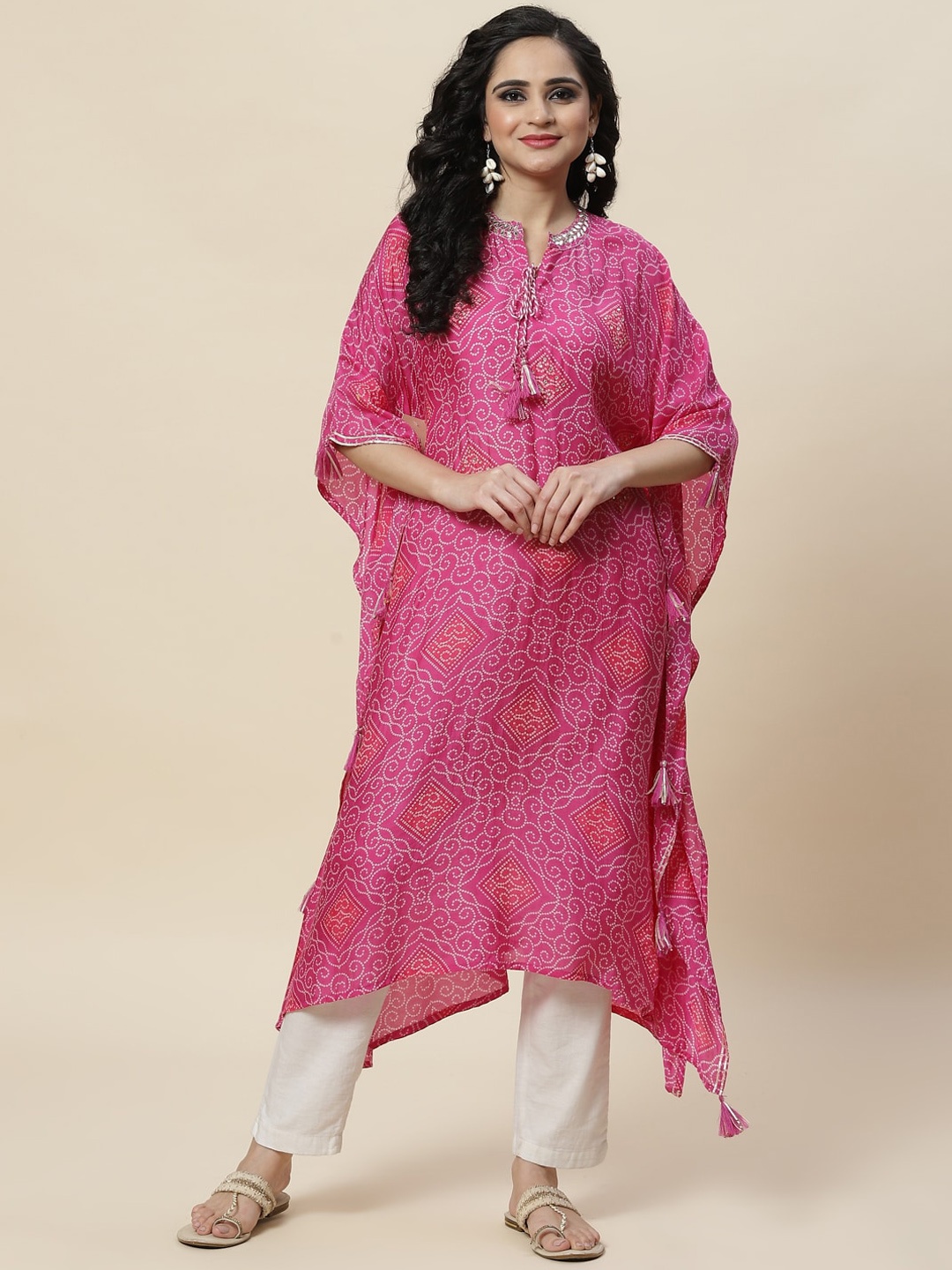 

Meena Bazaar Women Bandhani Printed Extended Sleeves Mirror Work Kaftan Kurta, Magenta