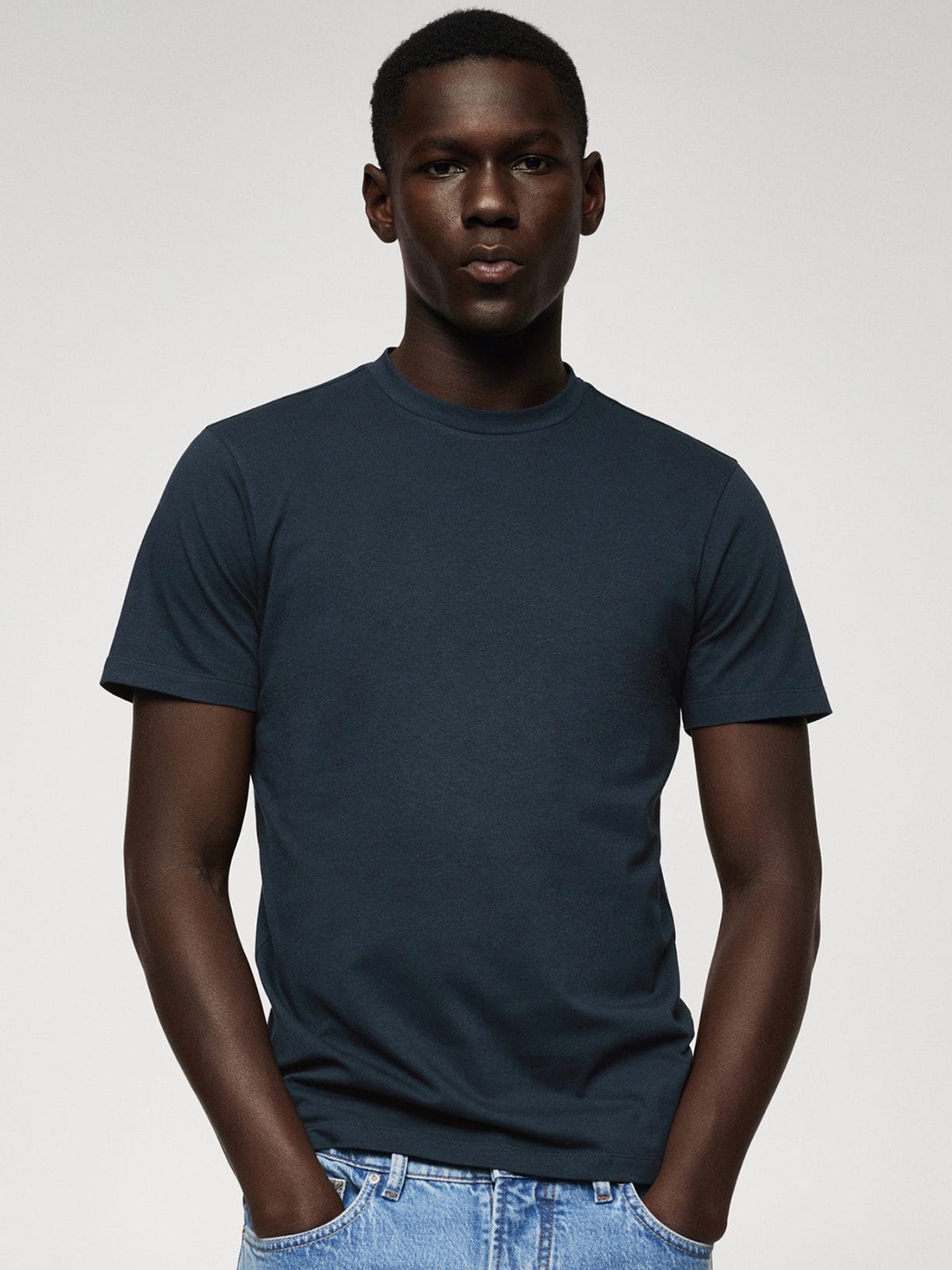 

MANGO MAN Slim Fit T-shirt, Navy blue