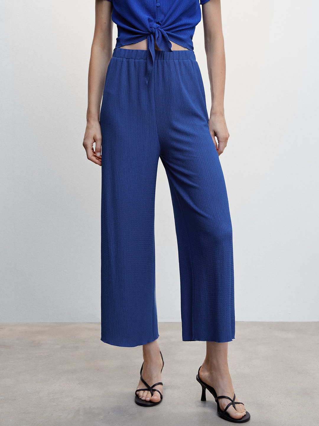 

MANGO Women Textured Parallel Trousers, Blue