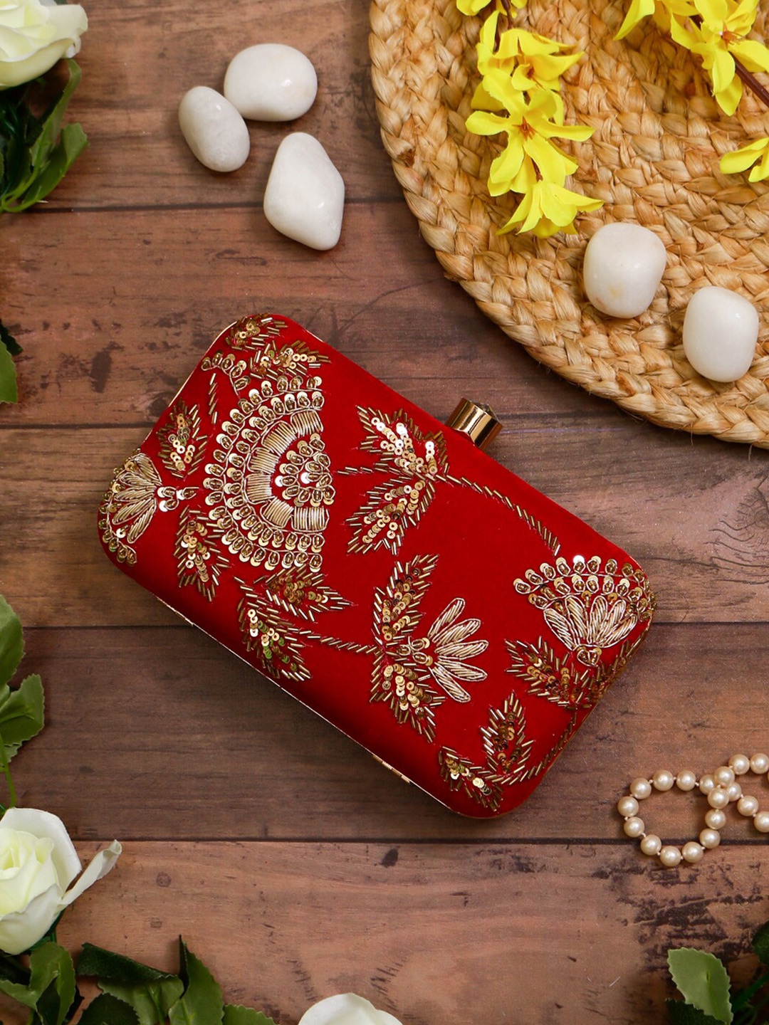 

Swisni Embroidered Box Clutch, Red