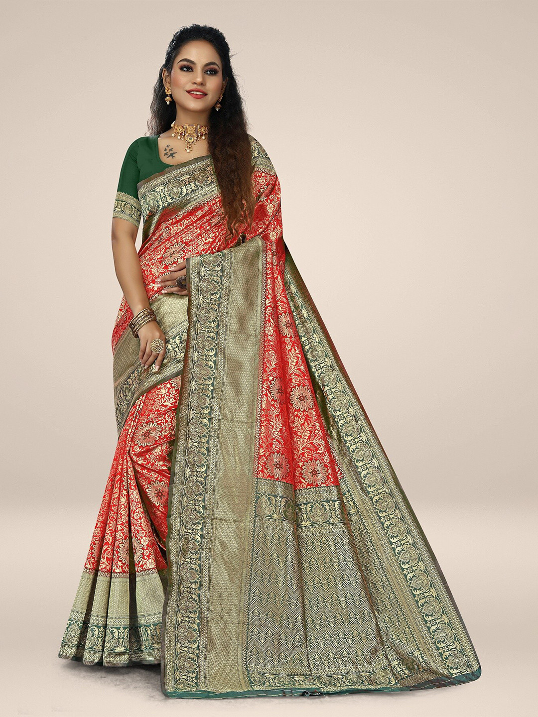 

Rivana Woven Design Zari Banarasi Saree, Red