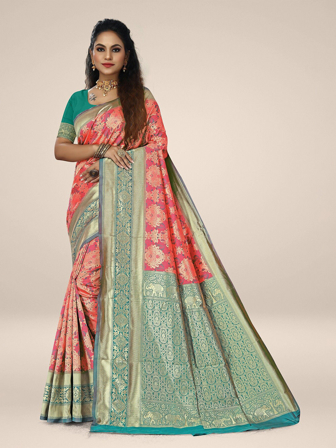 

Rivana Ethnic Motifs Zari Silk Blend Banarasi Saree, Peach