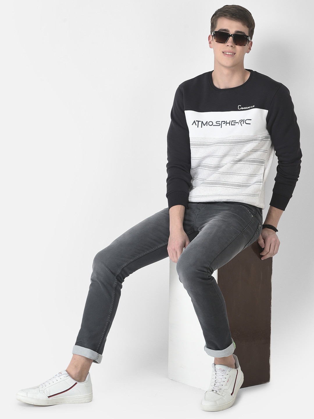 

Crimsoune Club Men Striped Pullover Sweatshirt, Grey