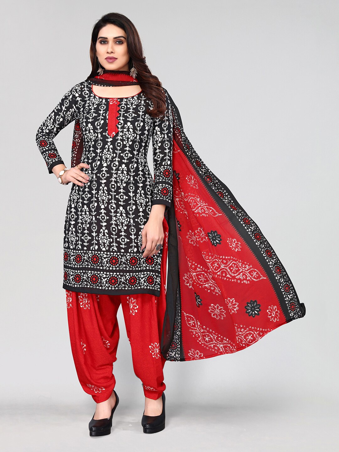 

KALINI Floral Printed Unstitched Dress Material, Black