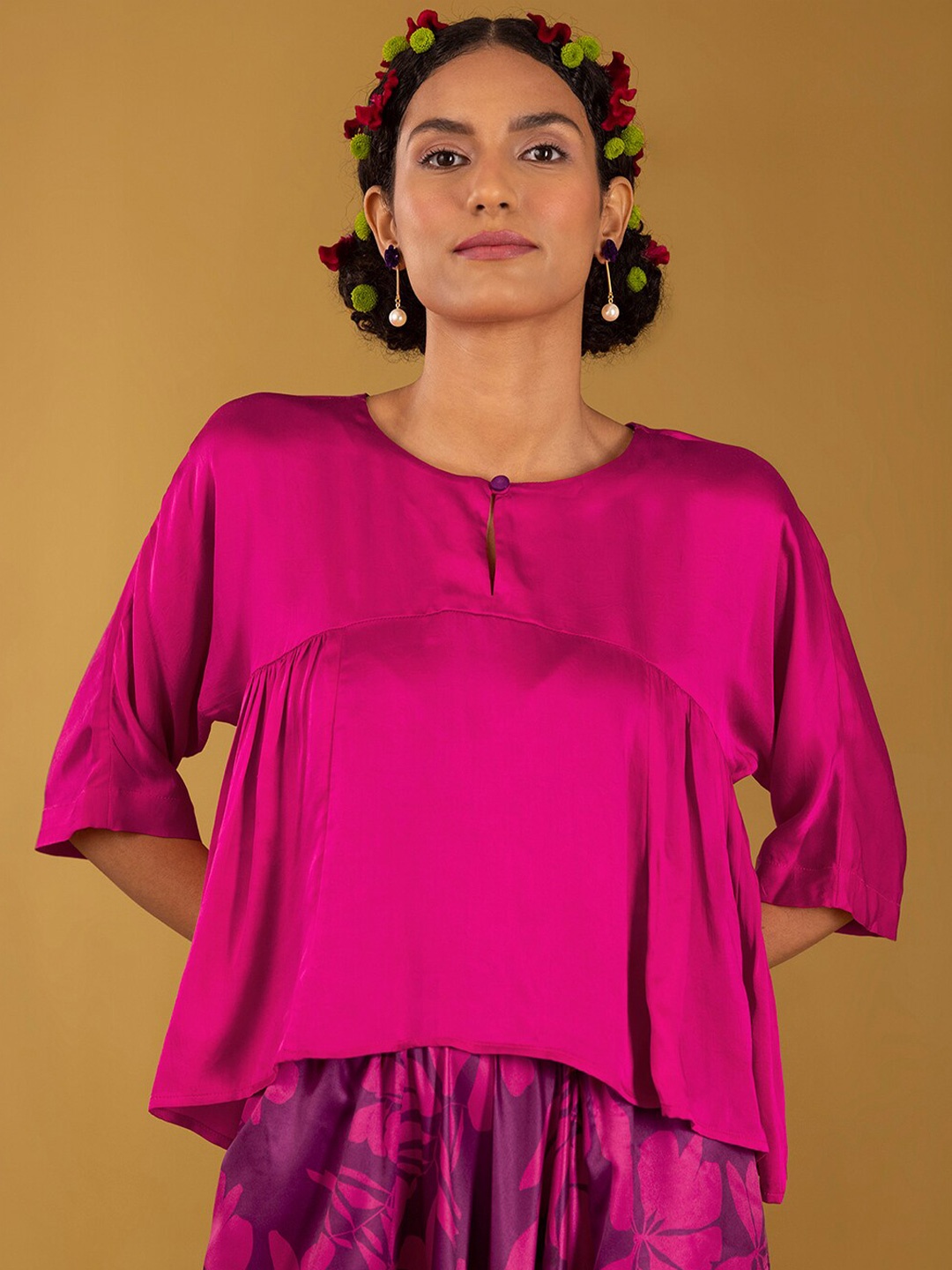 

Pink Fort Keyhole Neck Extended Sleeves Crop Top, Fuchsia