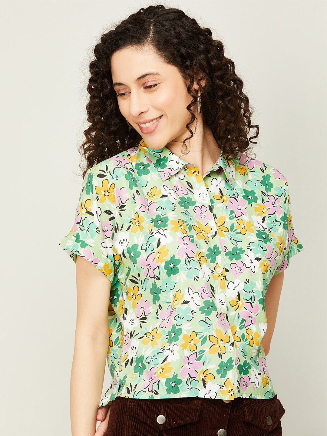 

Ginger by Lifestyle Women Floral Printed Casual Crop Shirt, Green