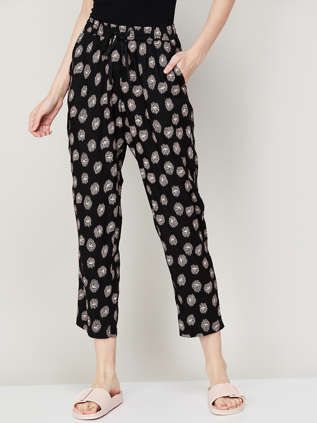 

Ginger by Lifestyle Women Printed Cotton Lounge Pants, Black
