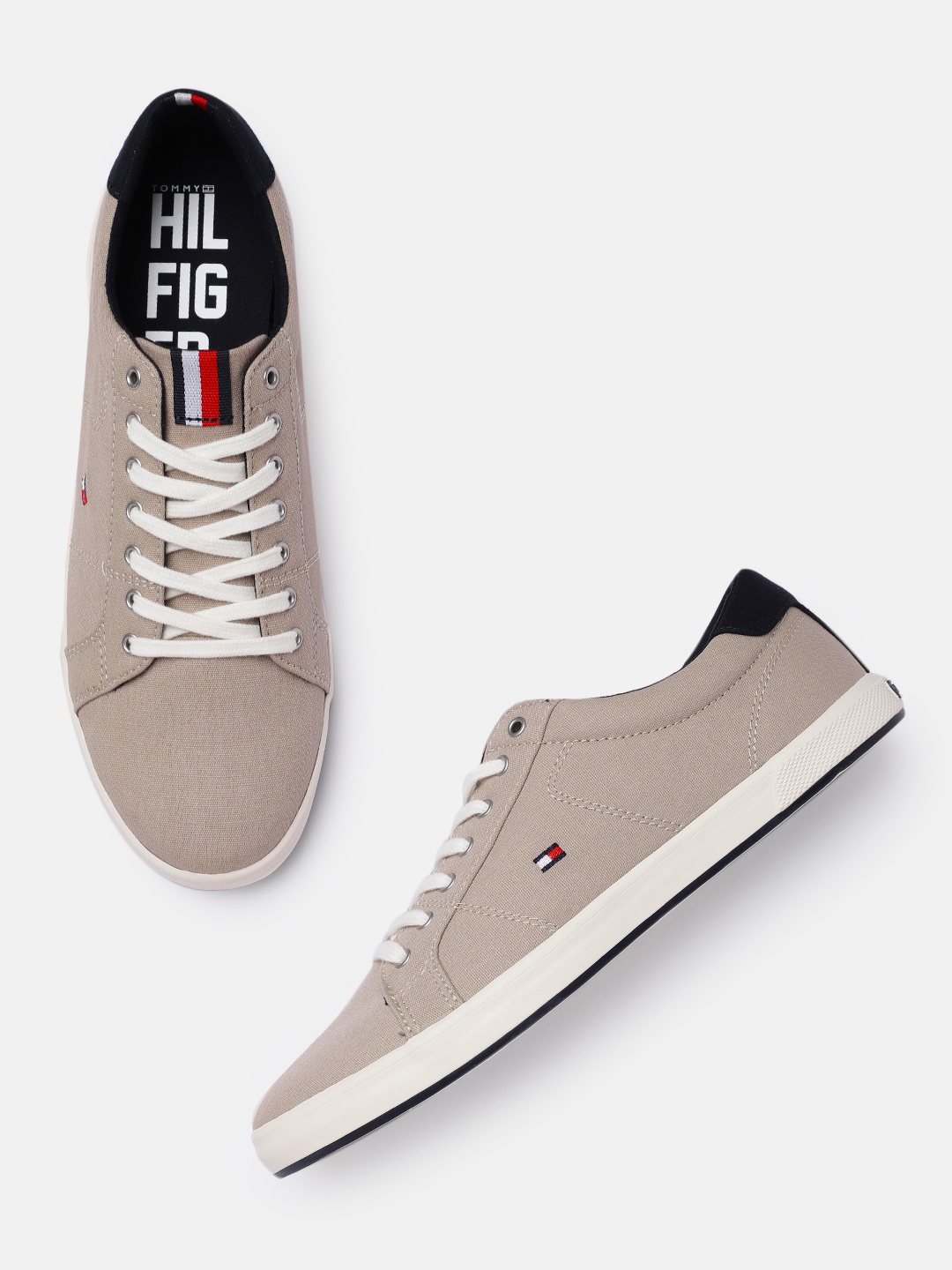 

Tommy Hilfiger Men Solid Sneakers, Grey