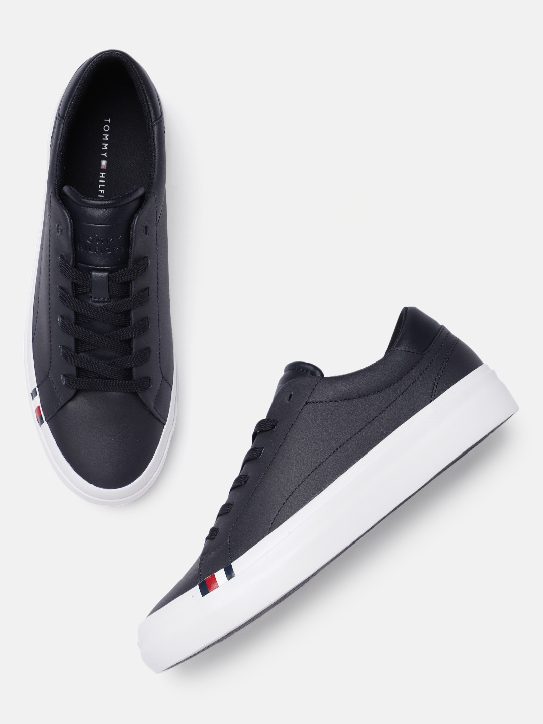 

Tommy Hilfiger Men Leather Sneakers, Navy blue