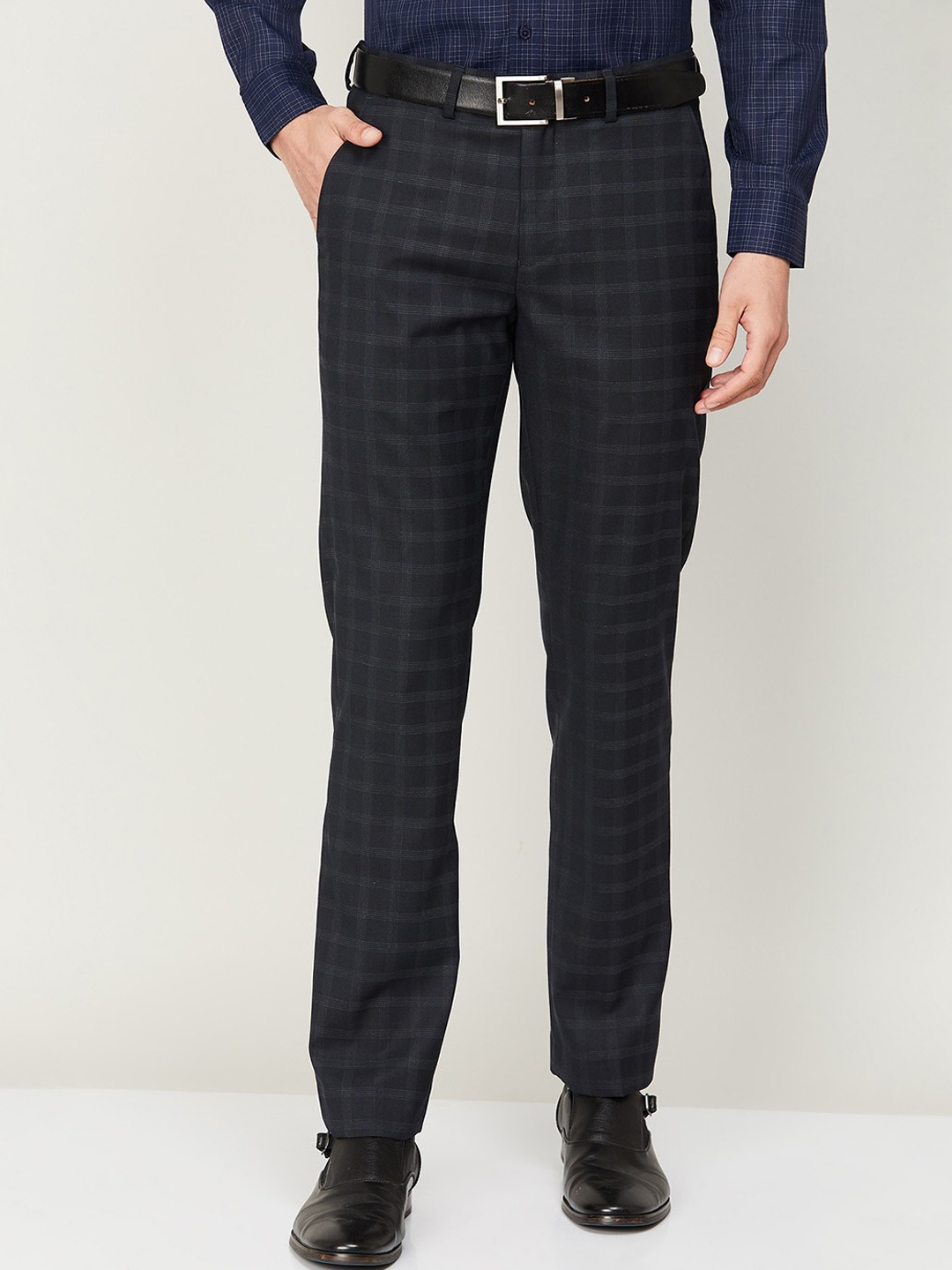

CODE by Lifestyle Men Checked Regular Fit Trousers, Navy blue