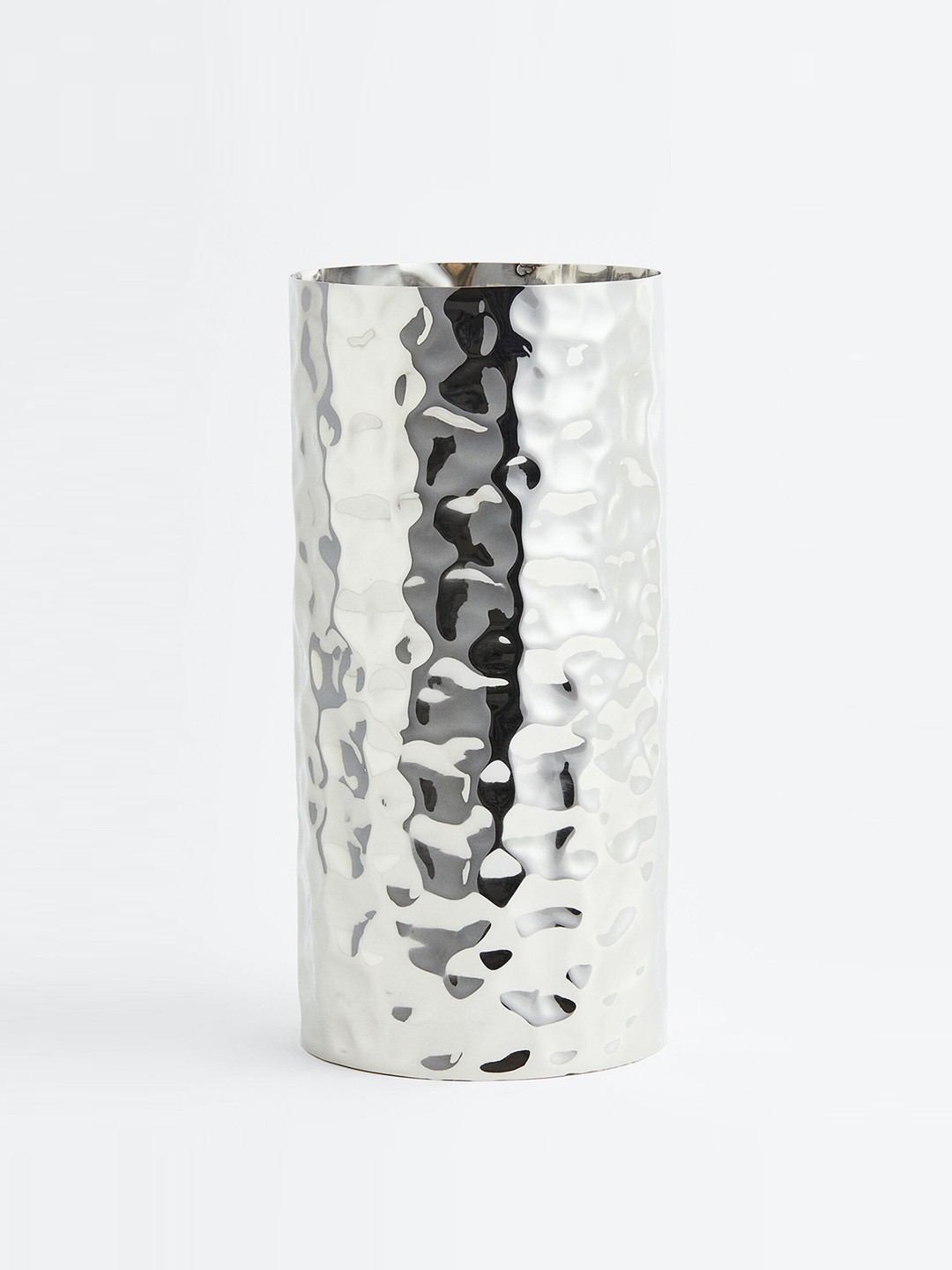 

H&M Silver-Toned Rippled Metal Vase