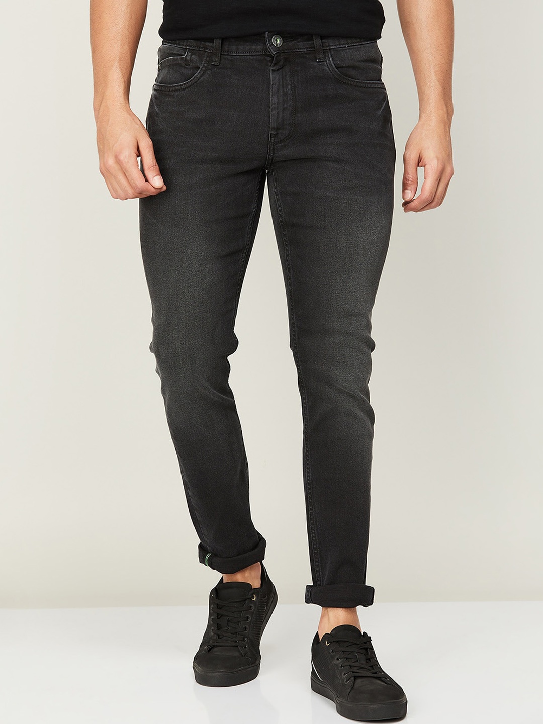 

Bossini Men Skinny Fit Light Fade Jeans, Black