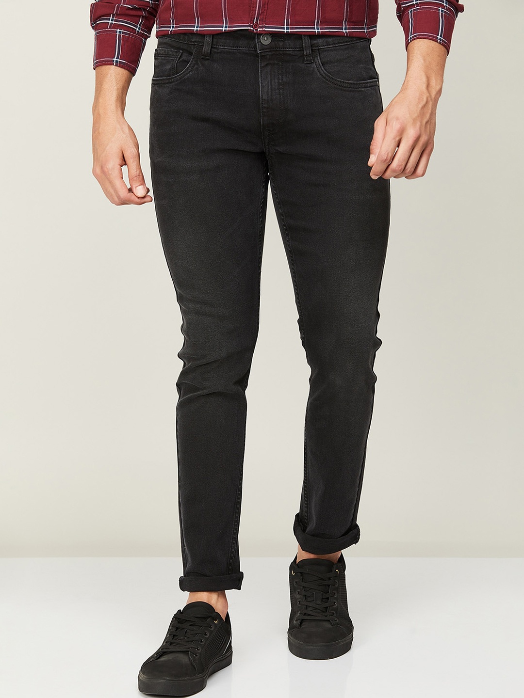 

Forca by Lifestyle Men Light Fade Jeans, Black