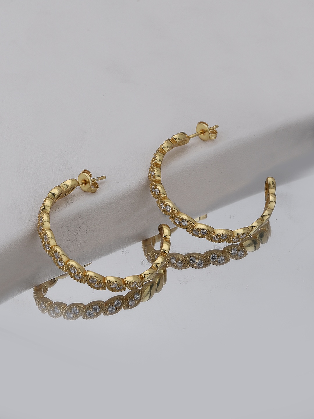 

Carlton London Gold-Plated Circular Half Hoop Earrings