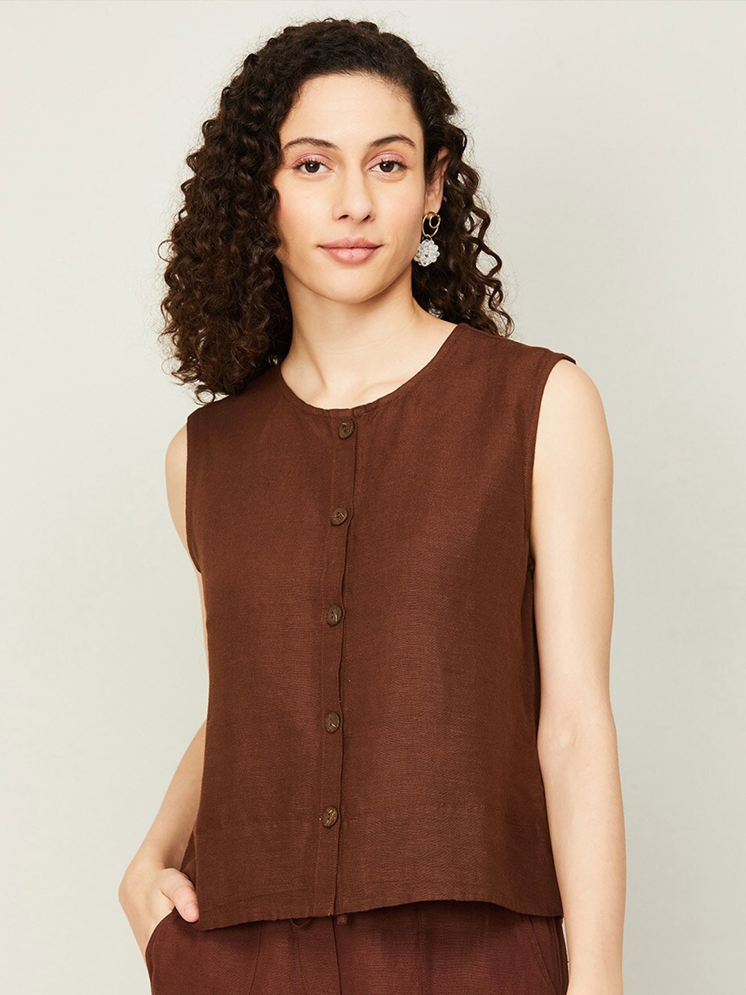 

CODE by Lifestyle Round Neck Front Open Top, Brown
