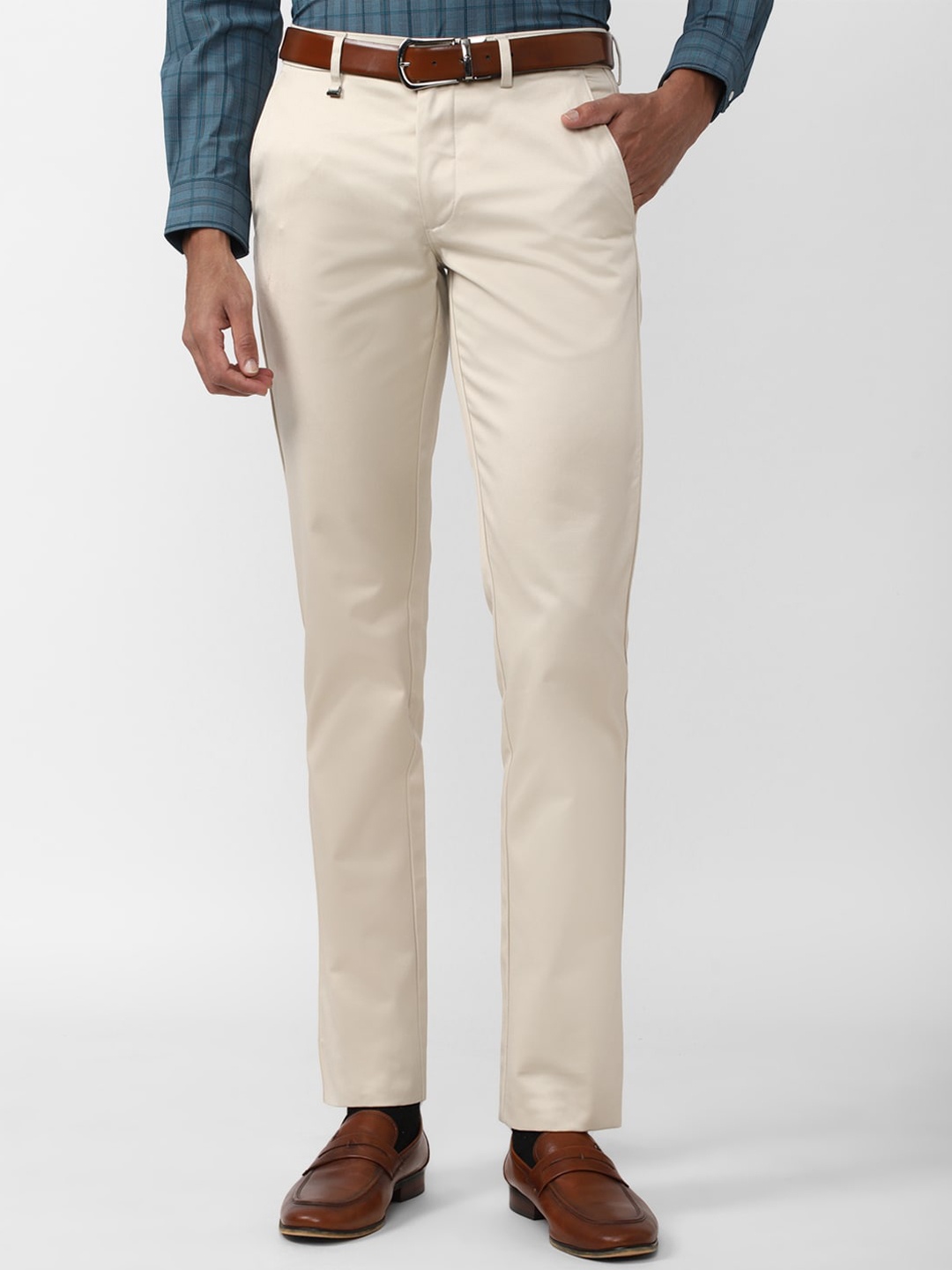 

Van Heusen Men Slim Fit Trousers, Cream