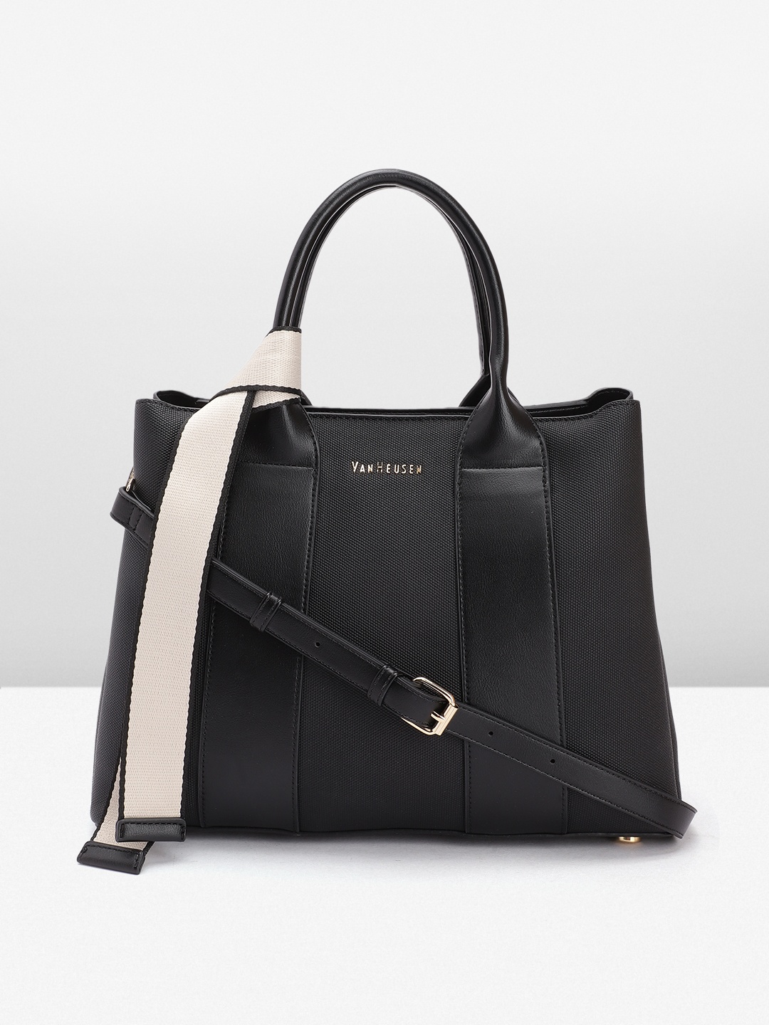 

Van Heusen Women Solid Handheld Bag, Black