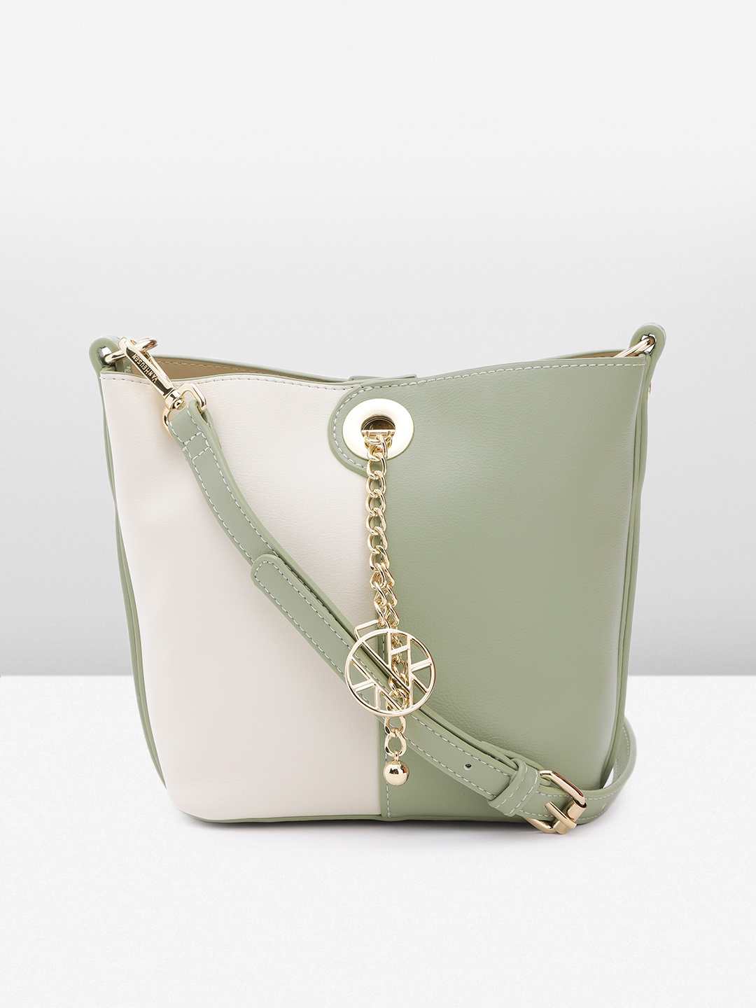 

Van Heusen Women Colourblocked Sling Bag, Green