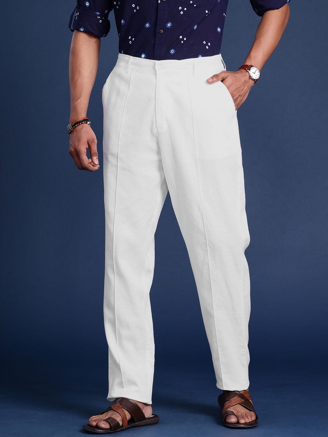 

Taavi Men Woven Legacy Trousers, White