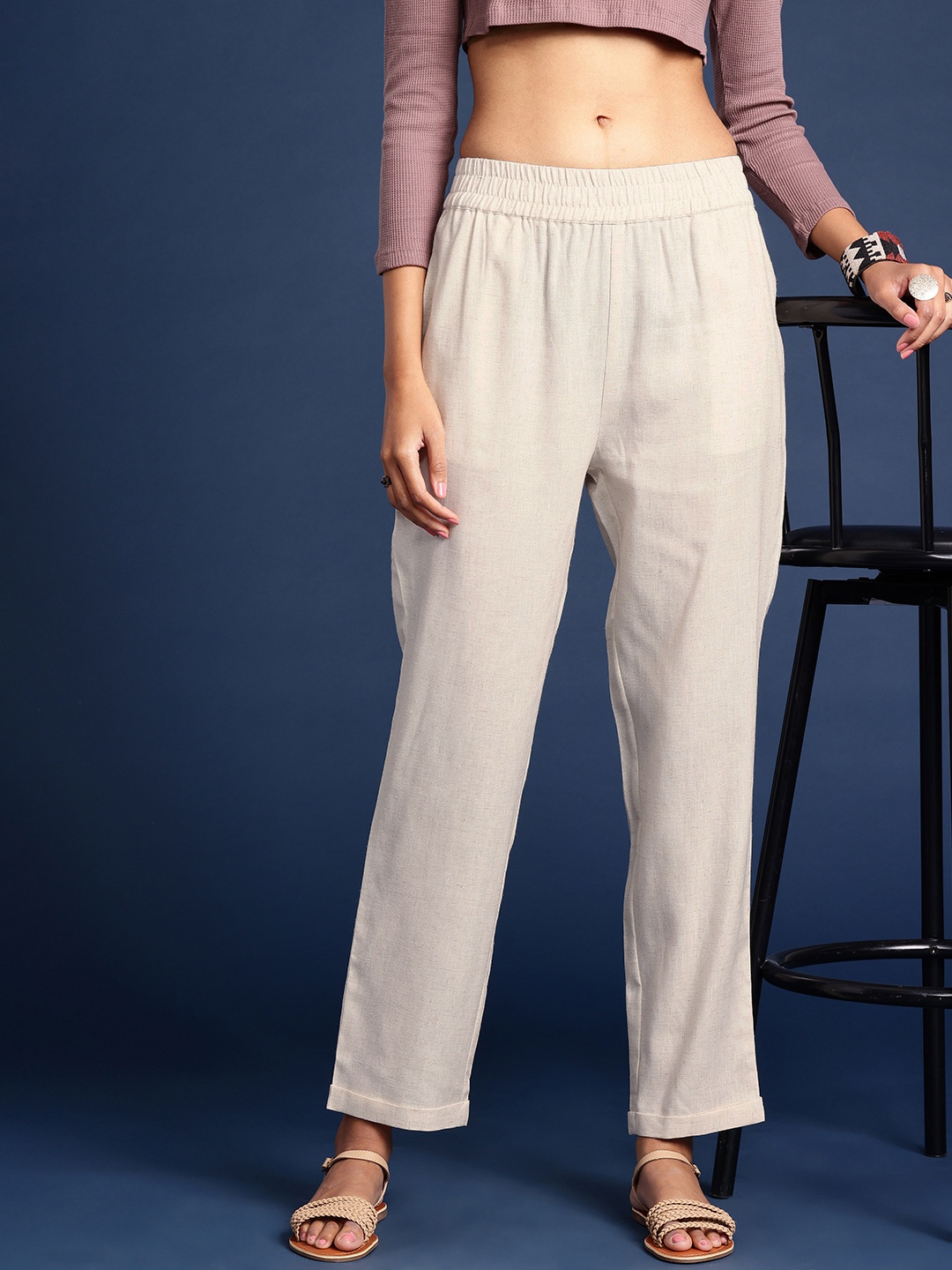 

Taavi Women Woven Legacy Trousers, Cream