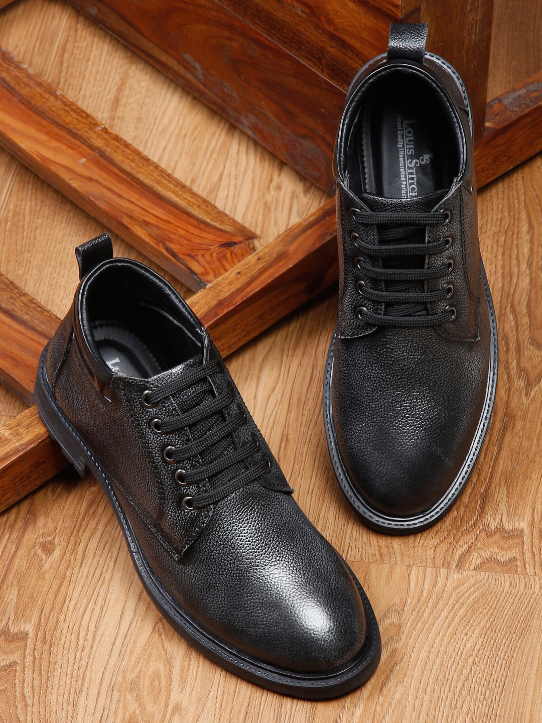 

LOUIS STITCH Men Leather Mid-Top Regular Boots, Black