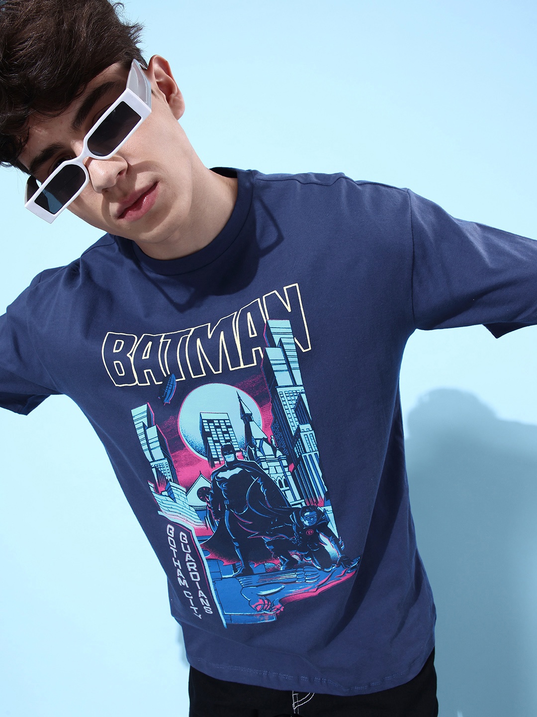 

Kook N Keech Batman Men Navy Blue Pure Cotton Printed Love Is In The Air Pop Punk T-shirt