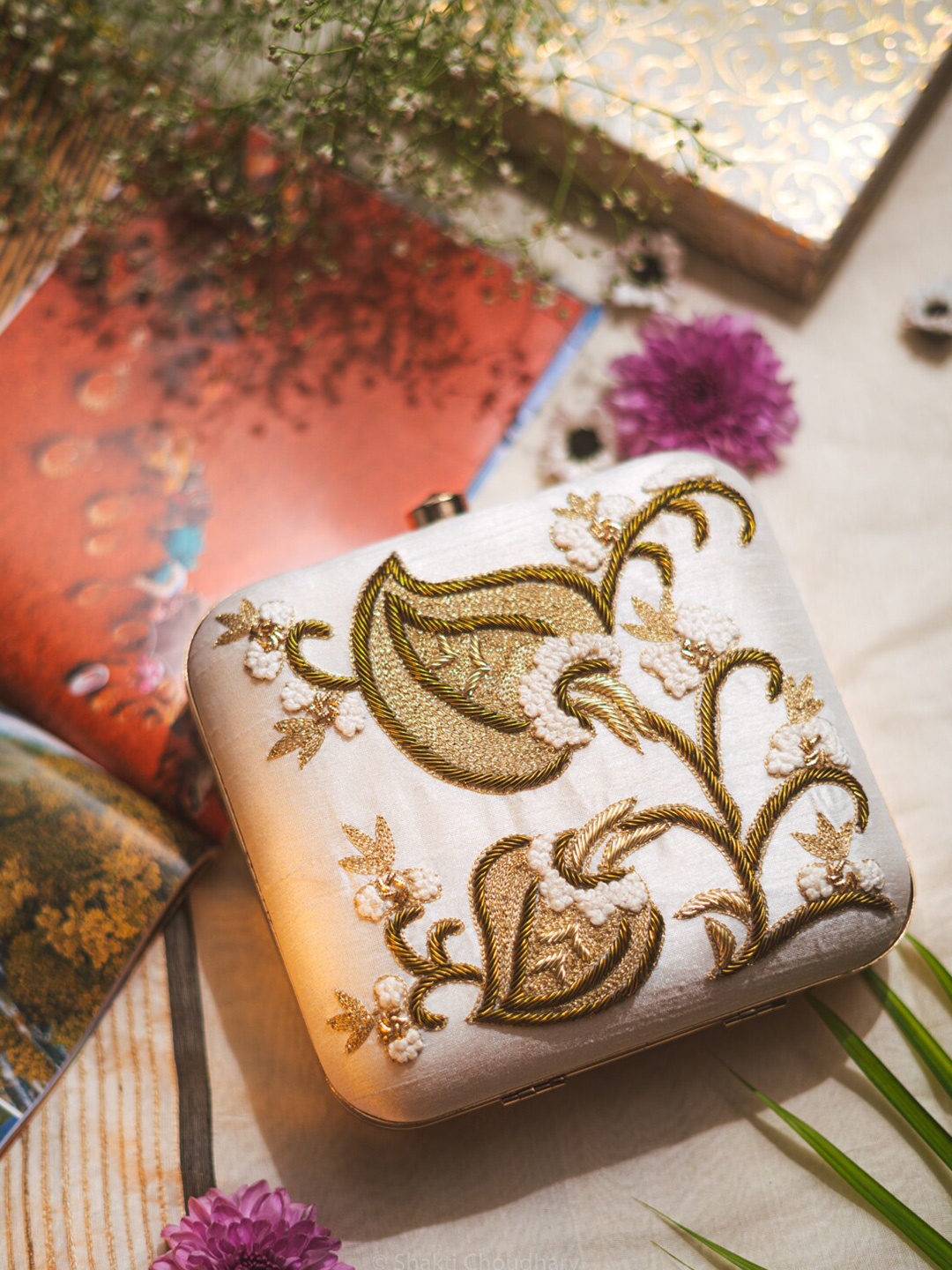 

NR By Nidhi Rathi Embellished Box Clutch, White