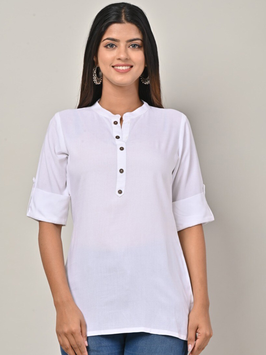 

Swasti Mandarin Collar Roll-Up Sleeves Kurti, White