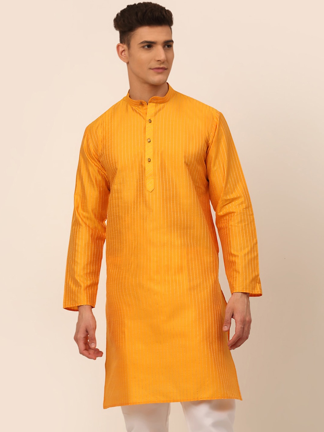 

Jompers Men Mandarin collar Straight Kurta, Mustard