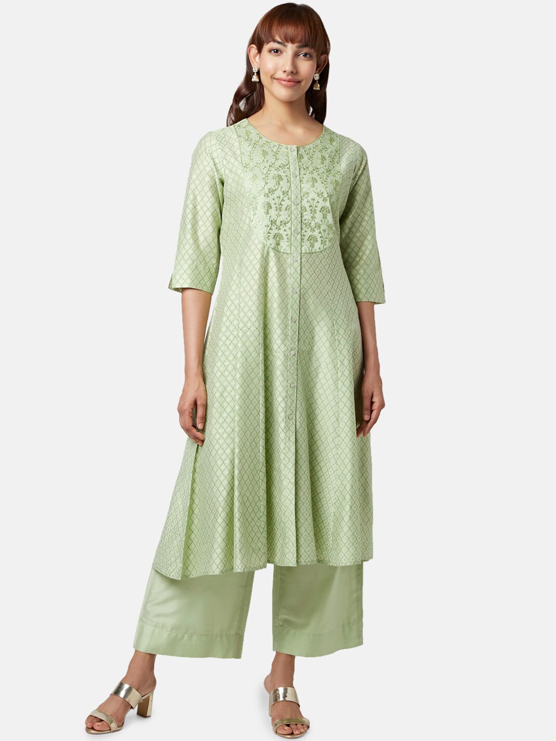 

RANGMANCH BY PANTALOONS Women Green Floral Printed Thread Work Kurta with Palazzos & With Dupatta