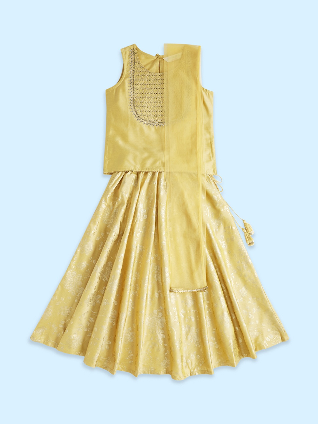 

AKKRITI BY PANTALOONS Girls Embellished Lehenga & Blouse With Dupatta, Mustard