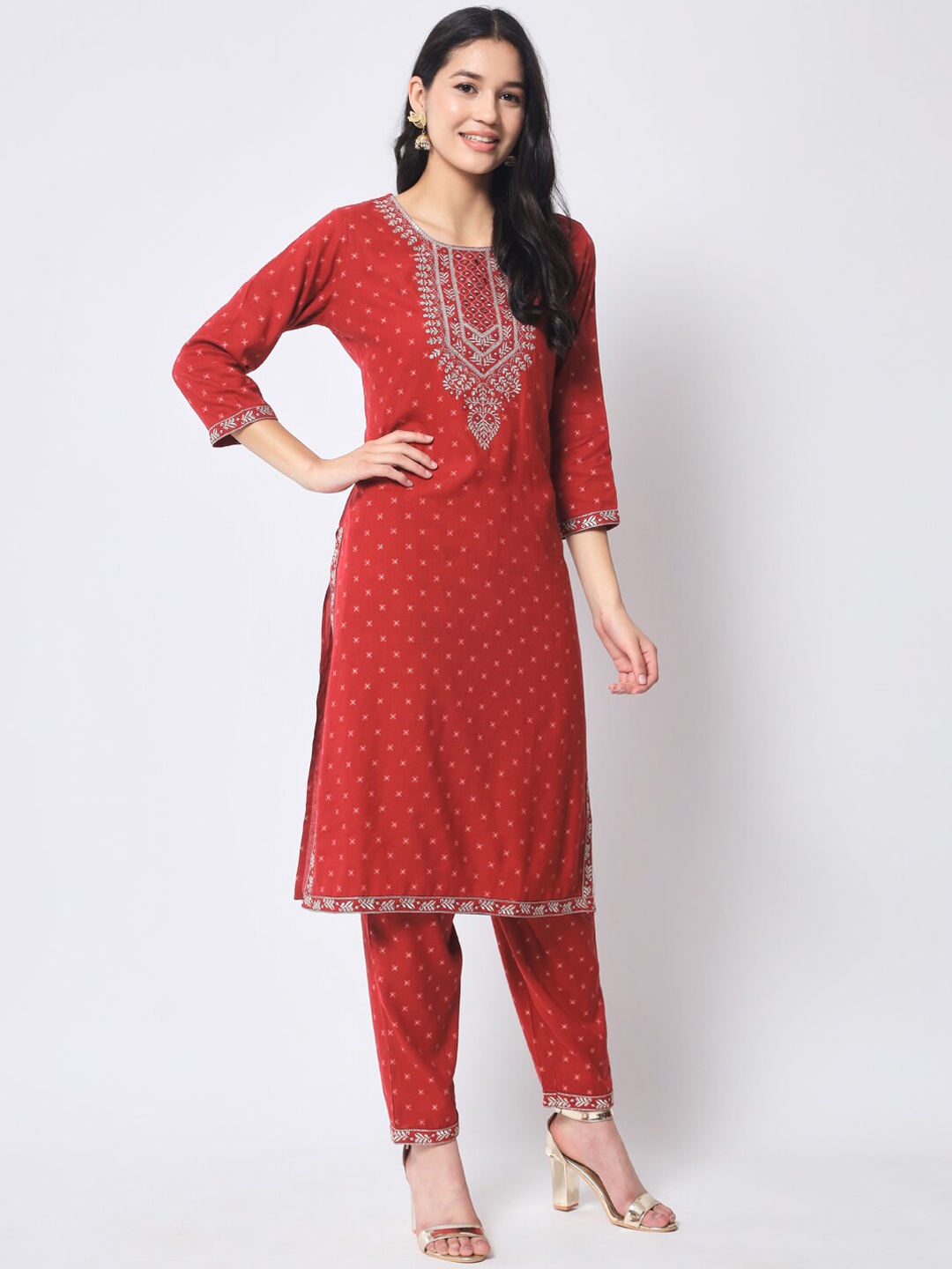 

IkDaiya Ethnic Motifs Embroidered Mirror Work Kurta with Trousers & With Dupatta, Maroon