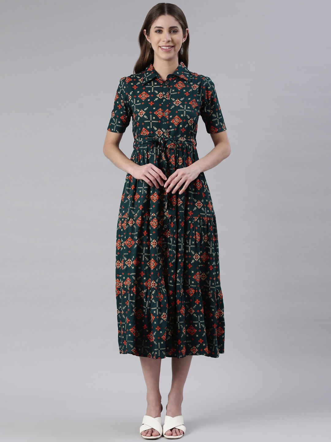 

MALHAAR Ethnic Motifs Printed Tie-Ups A-Line Midi Dress, Navy blue