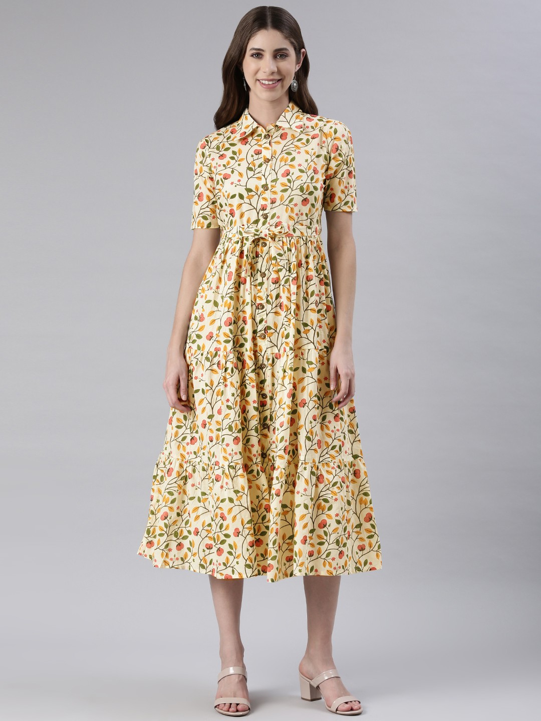 

MALHAAR Floral Printed Tie-Ups A-Line Midi Dress, Green