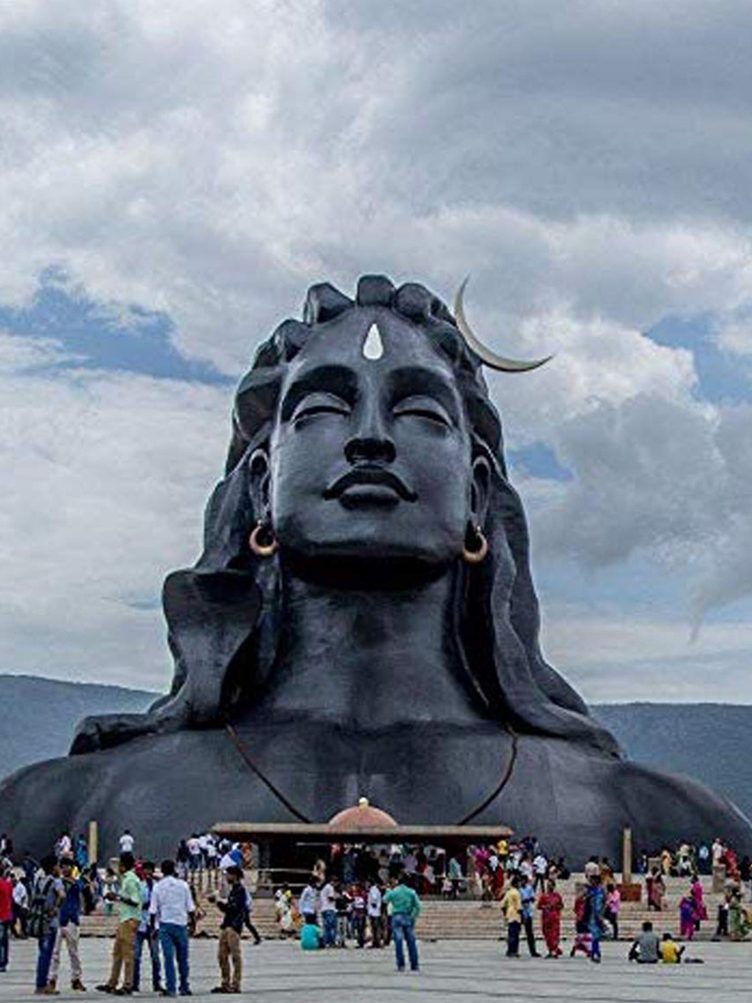 

Perpetual Black & White Adiyogi Shiva With Rudraksha Mala Showpeice