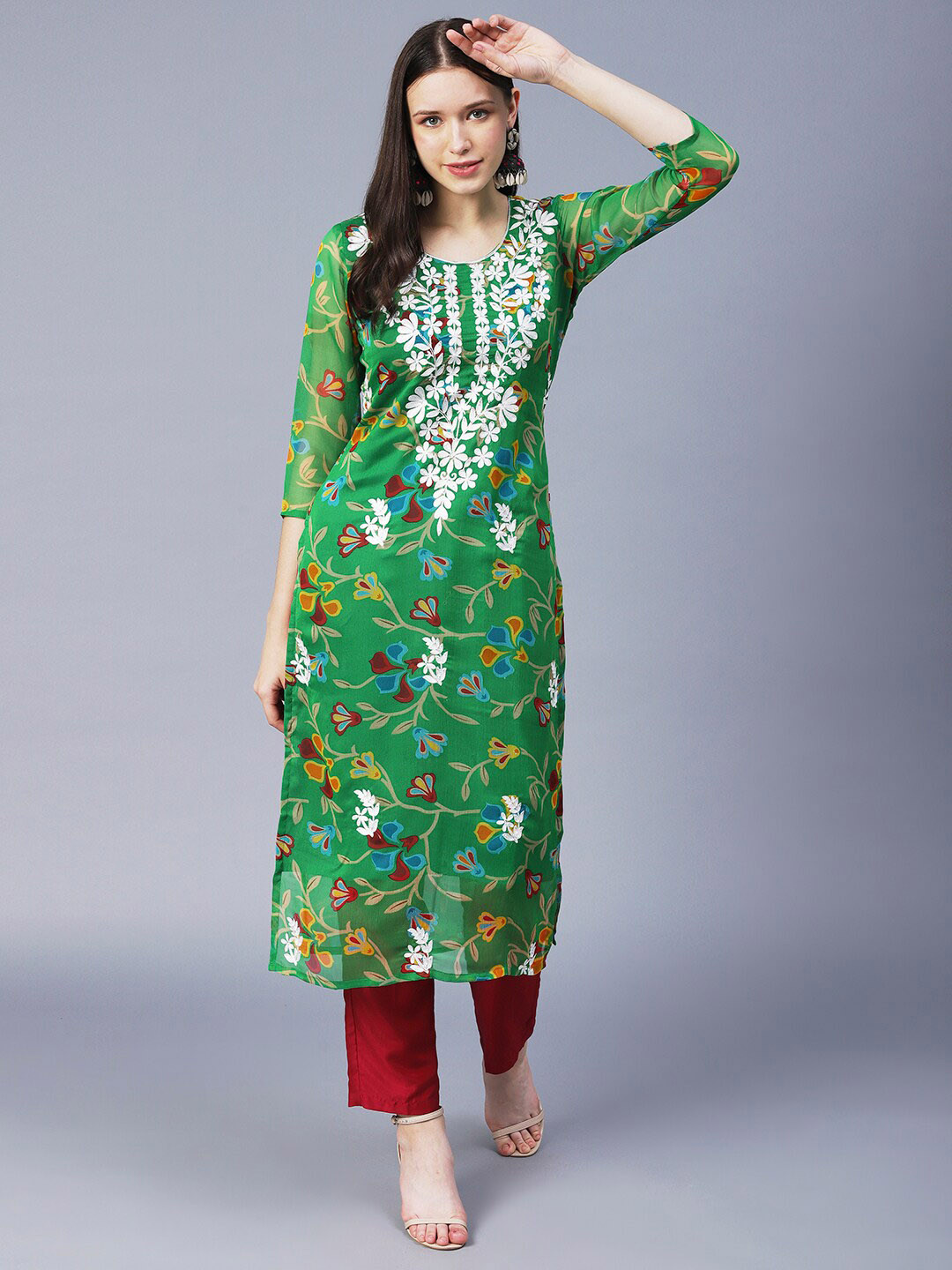 

KALINI Women Floral Printed Chikankari Embroidered Georgette Kurta, Green