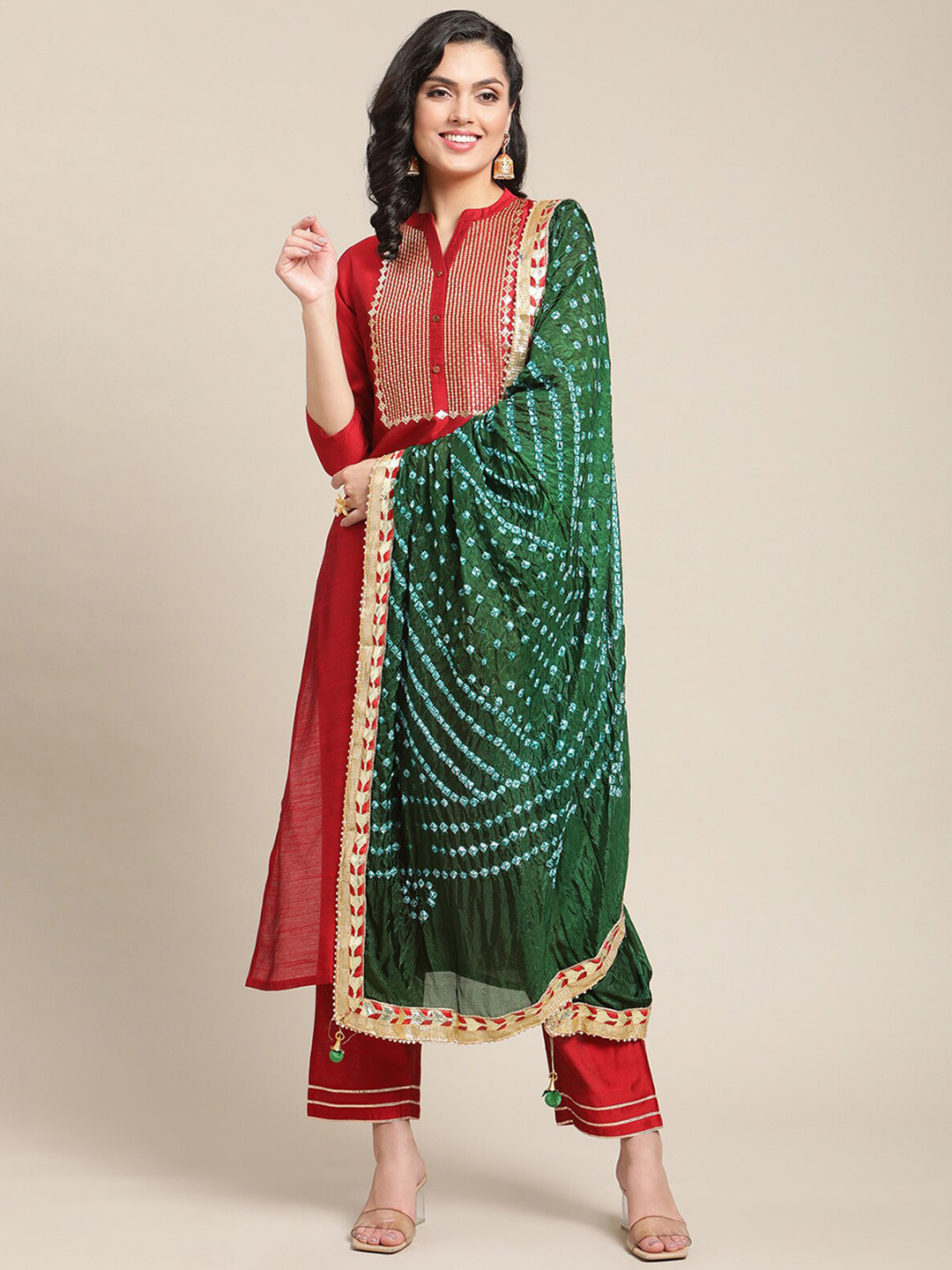 

Varanga Sequinned Mandarin Collar Kurta with Trousers & Dupatta, Red