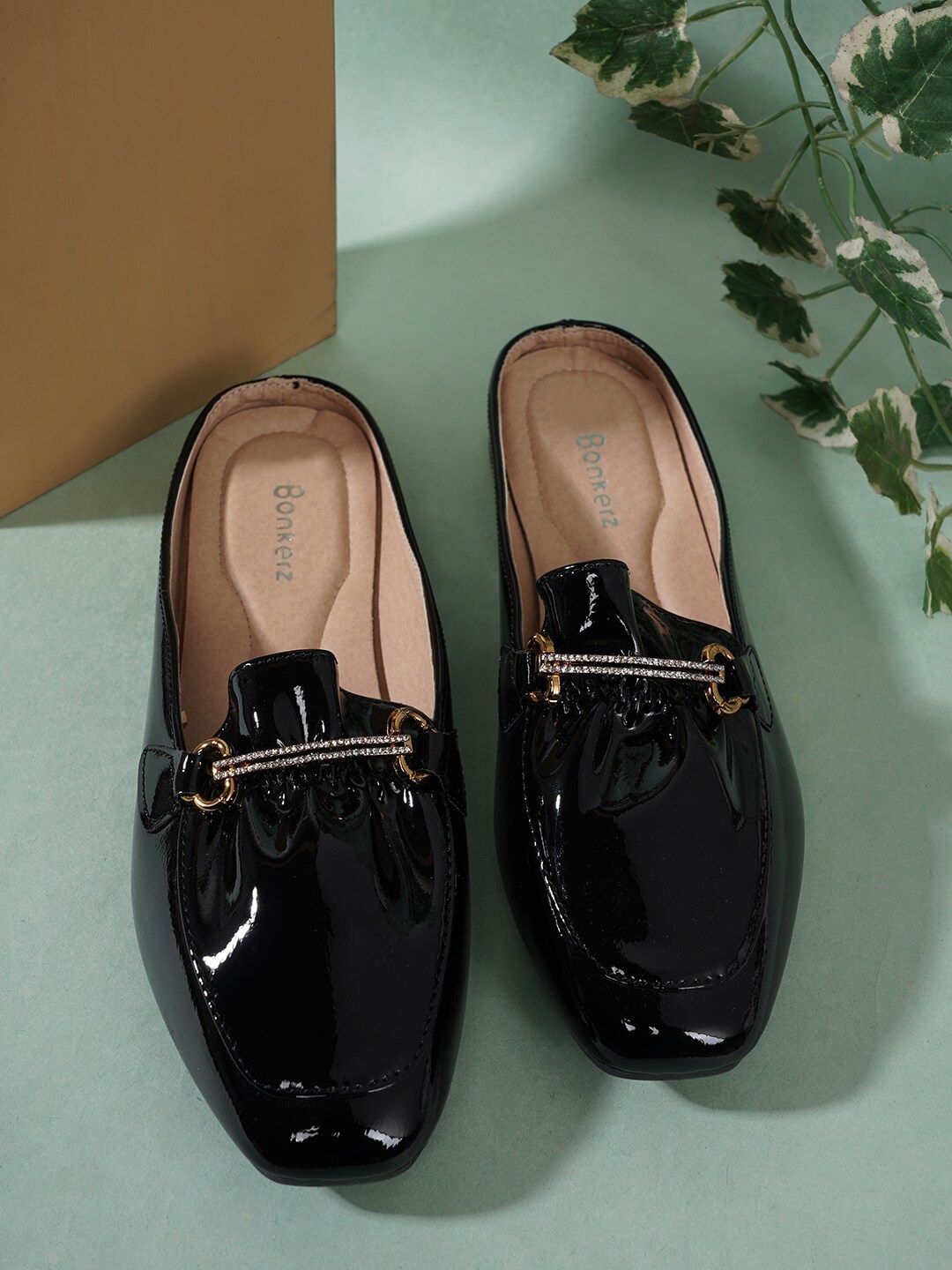 

ICONICS Women Embellished Mules, Black