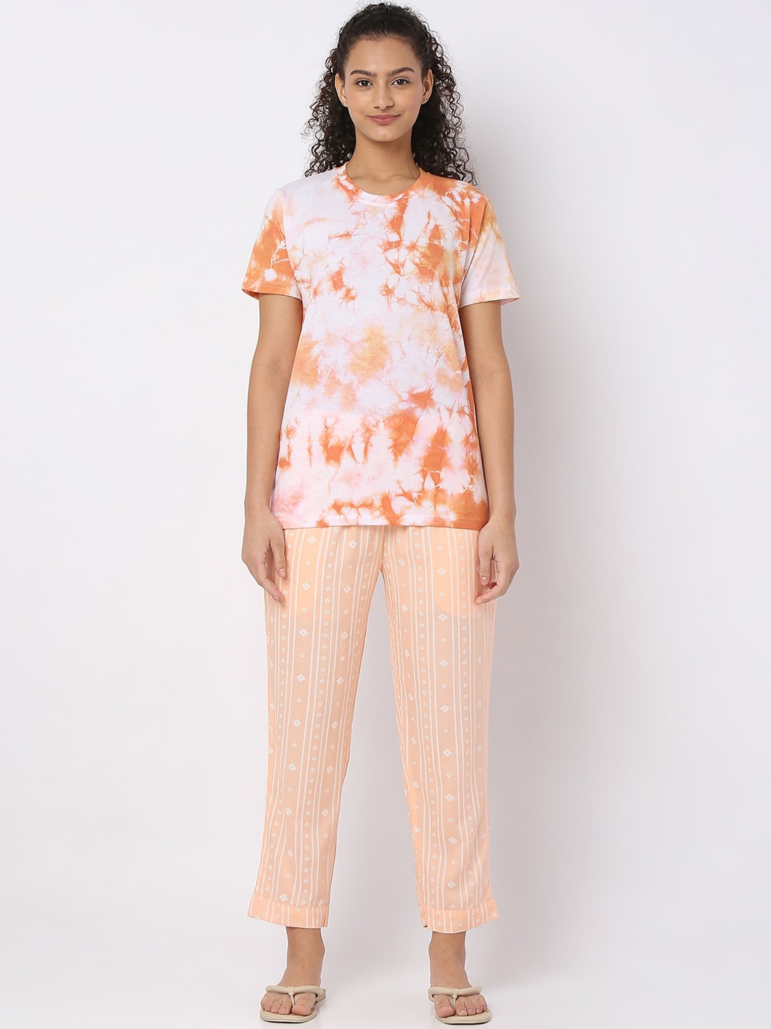 

Smarty Pants Women Orange & White Printed Night suit
