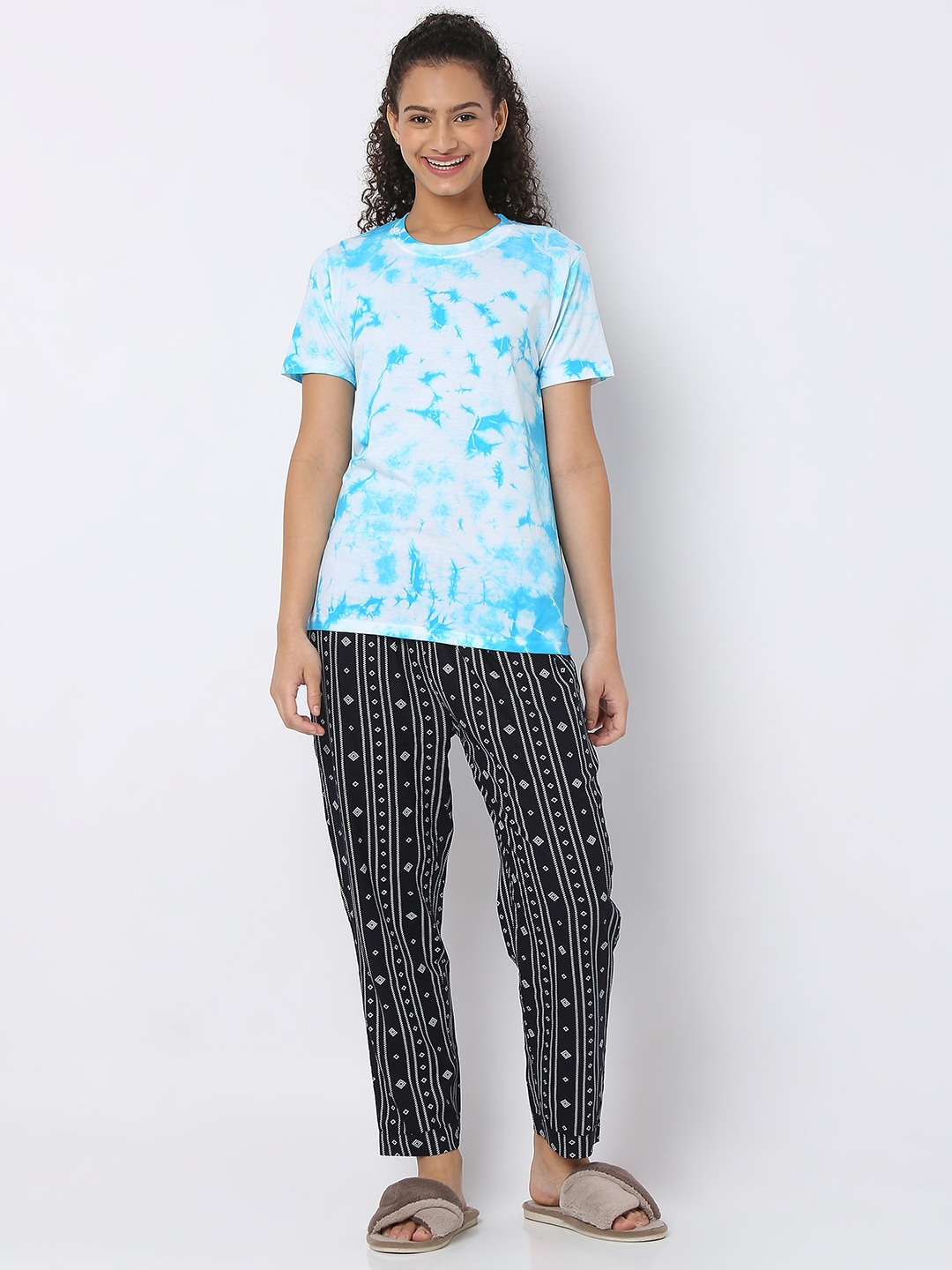 

Smarty Pants Women Printed Night suit, Turquoise blue