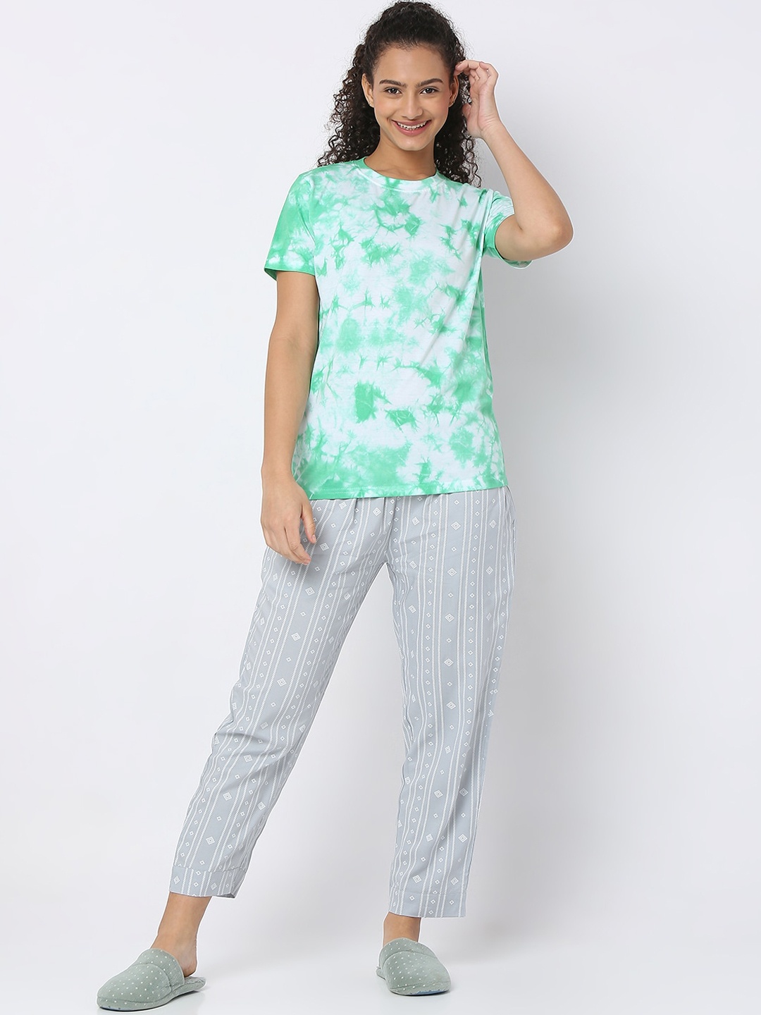 

Smarty Pants Women Printed Night suit, Olive