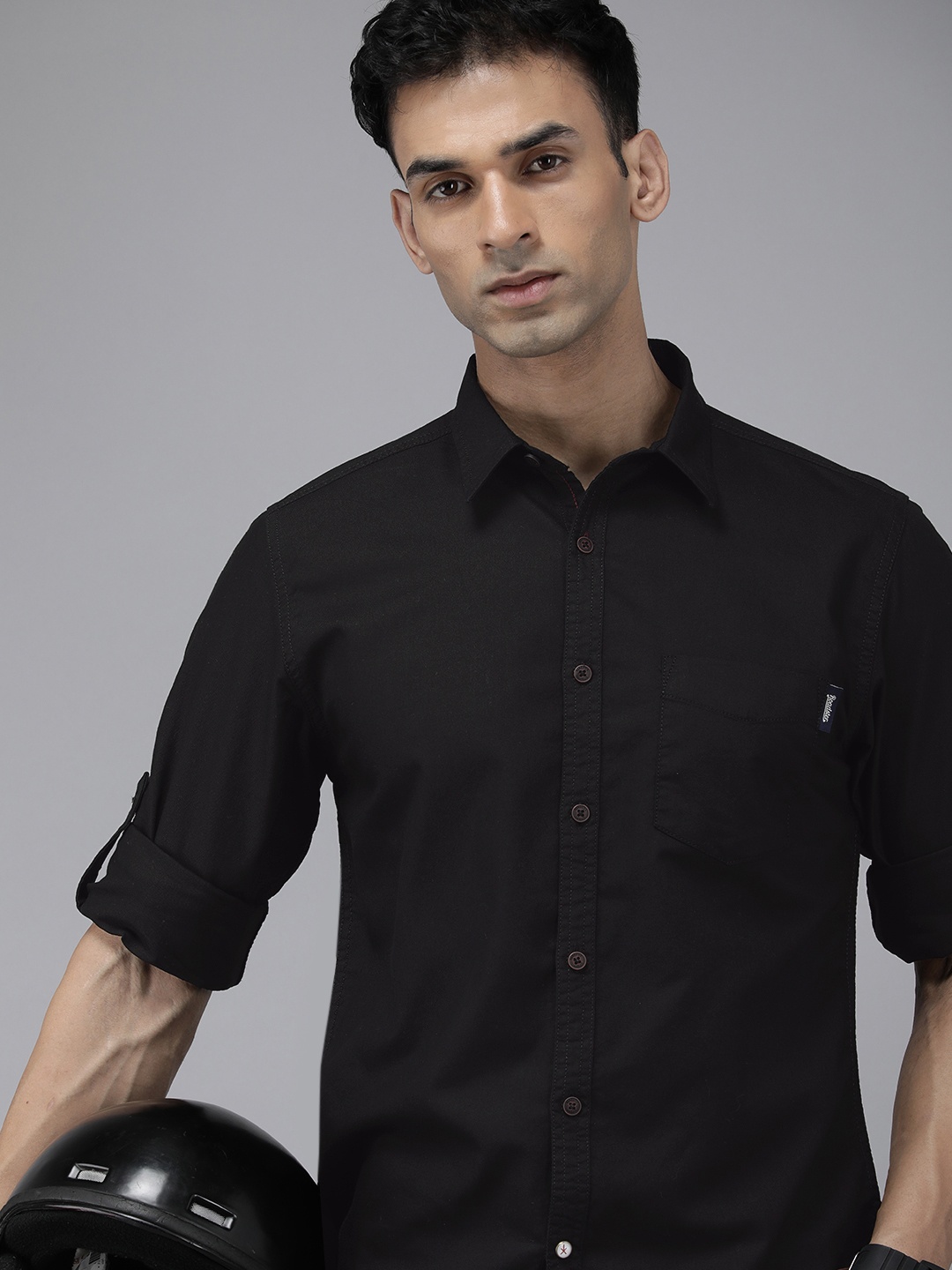 

The Roadster Life Co. Men Pure Cotton Casual Shirt, Black