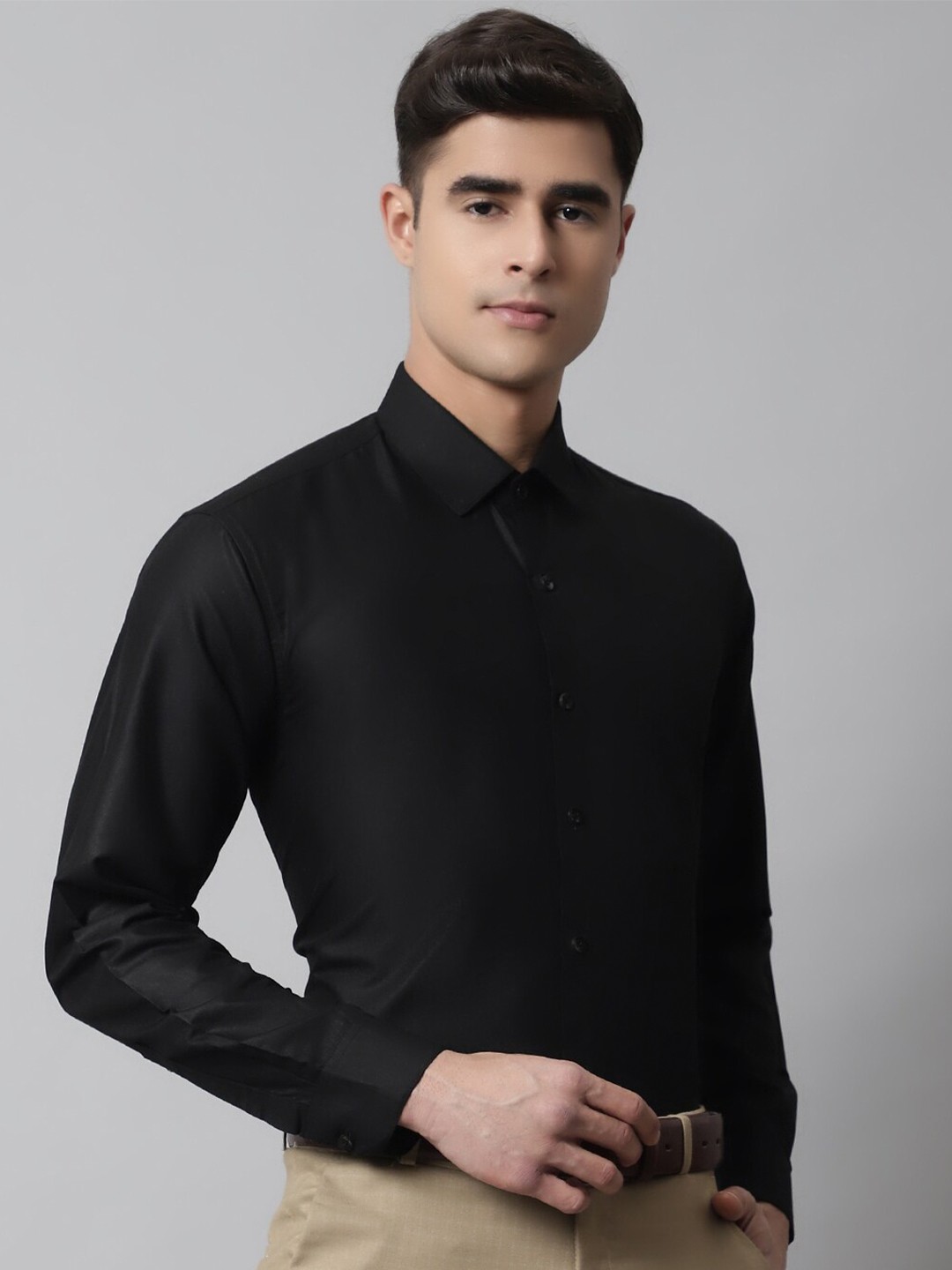 

JAINISH Men Classic Formal Shirt, Black