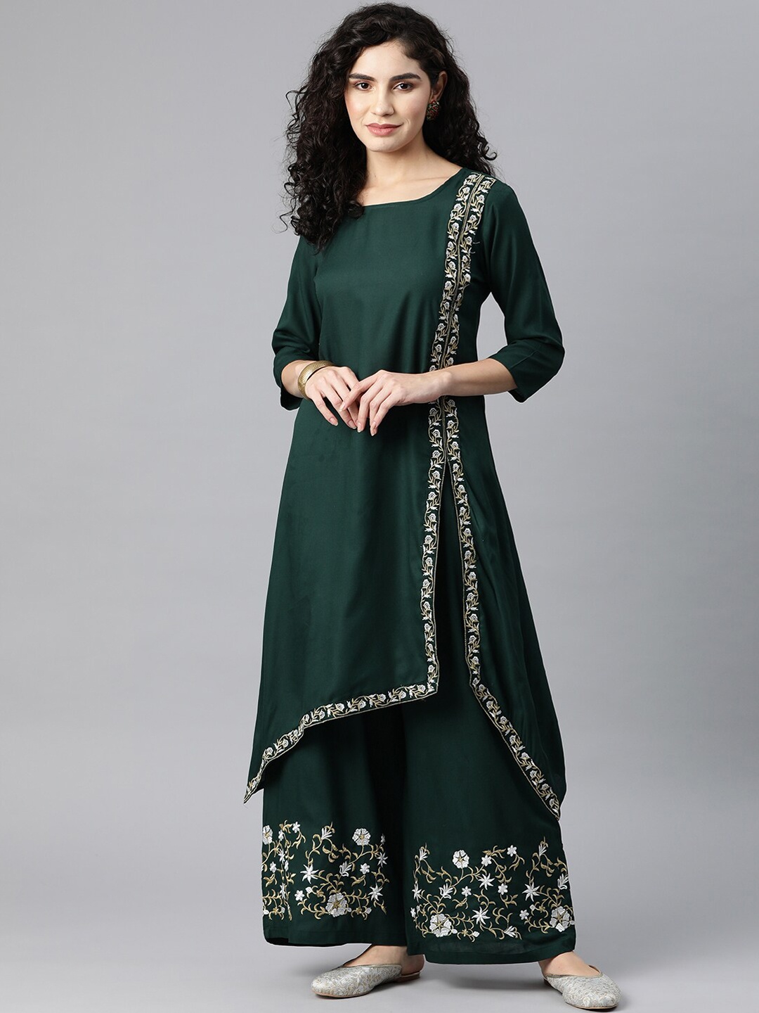 

Glorious Women Floral Embroidered Panelled Thread Work Kurta with Palazzos, Green