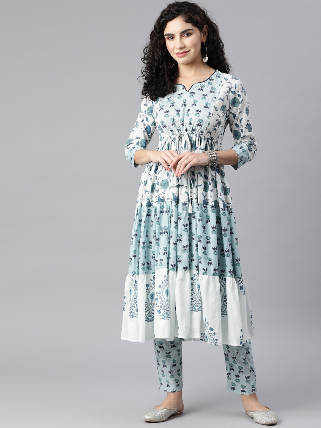 

Glorious Women Floral Printed Tiered Notch Neck Pure Cotton Kurta with Trousers, White