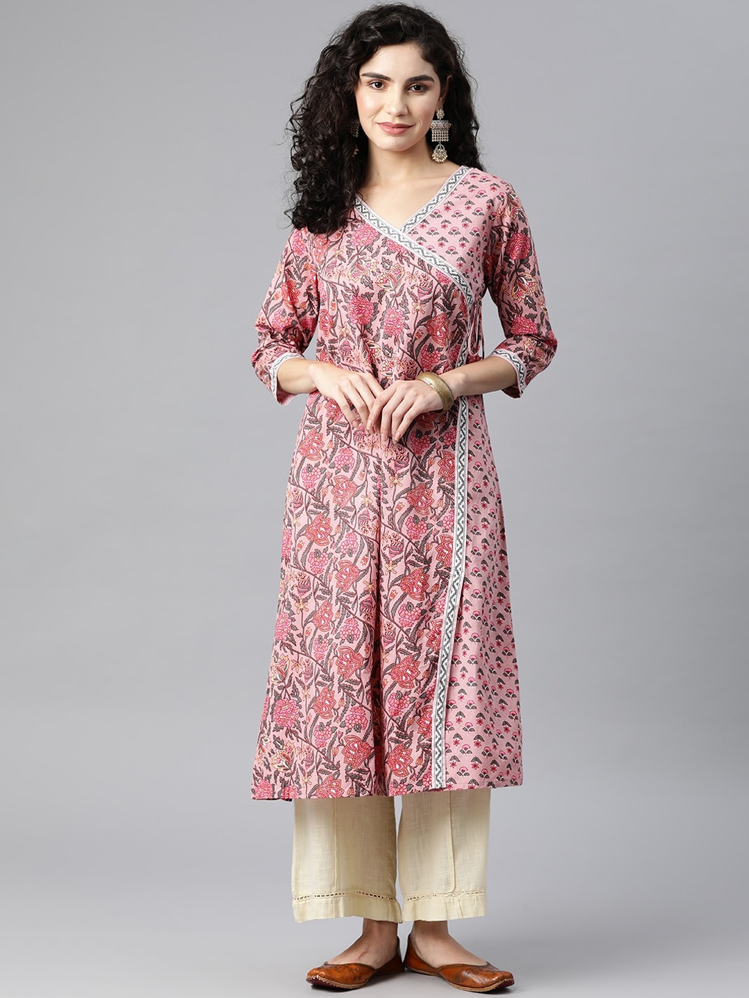 

Glorious Women Motifs Printed Indie Prints Anarkali Kurta, Pink