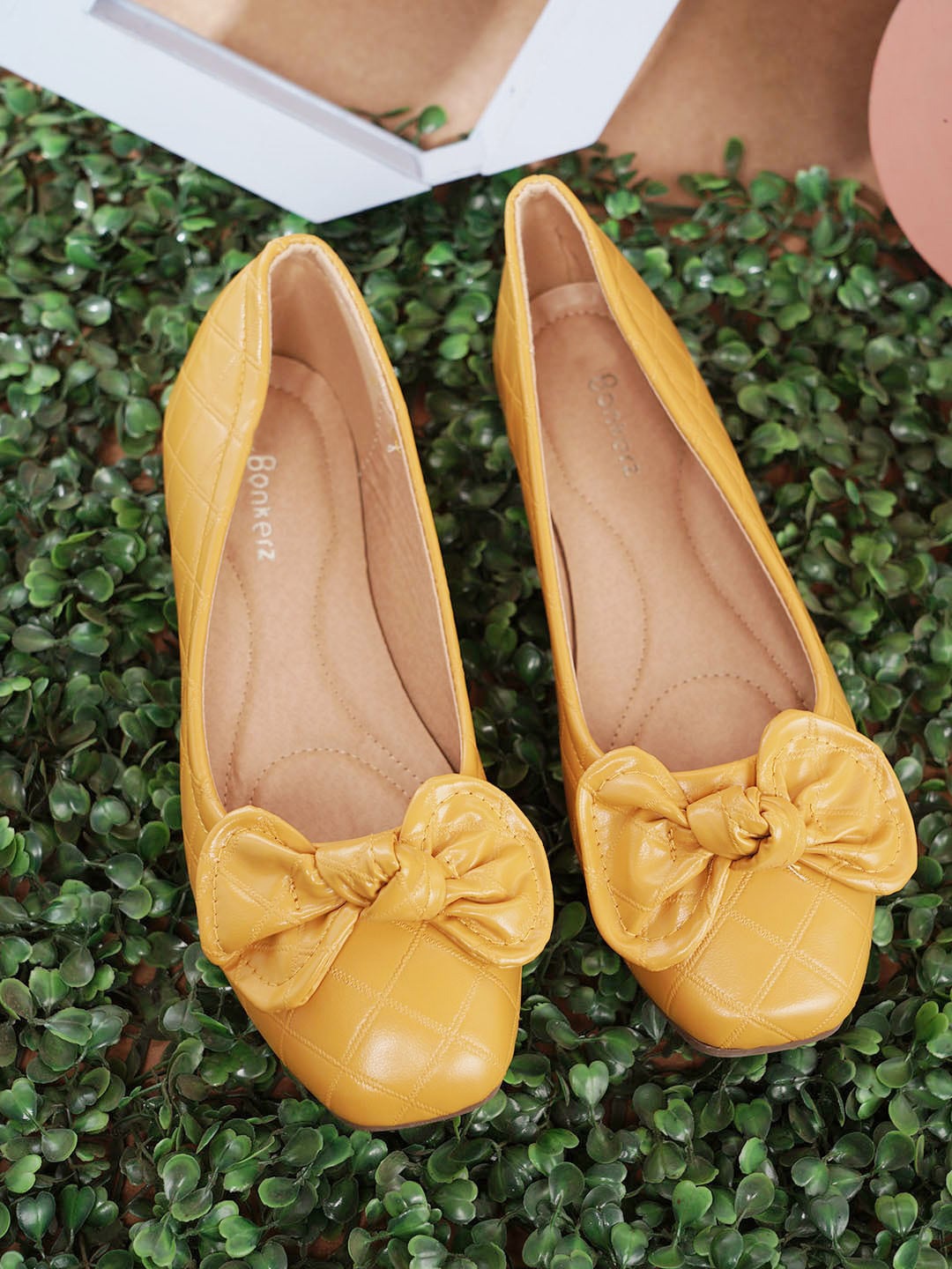 

Bonkerz Women Ballerinas With Bows, Tan