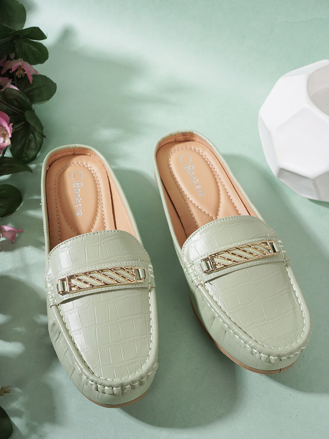

Bonkerz Women Embellished Mules, Green