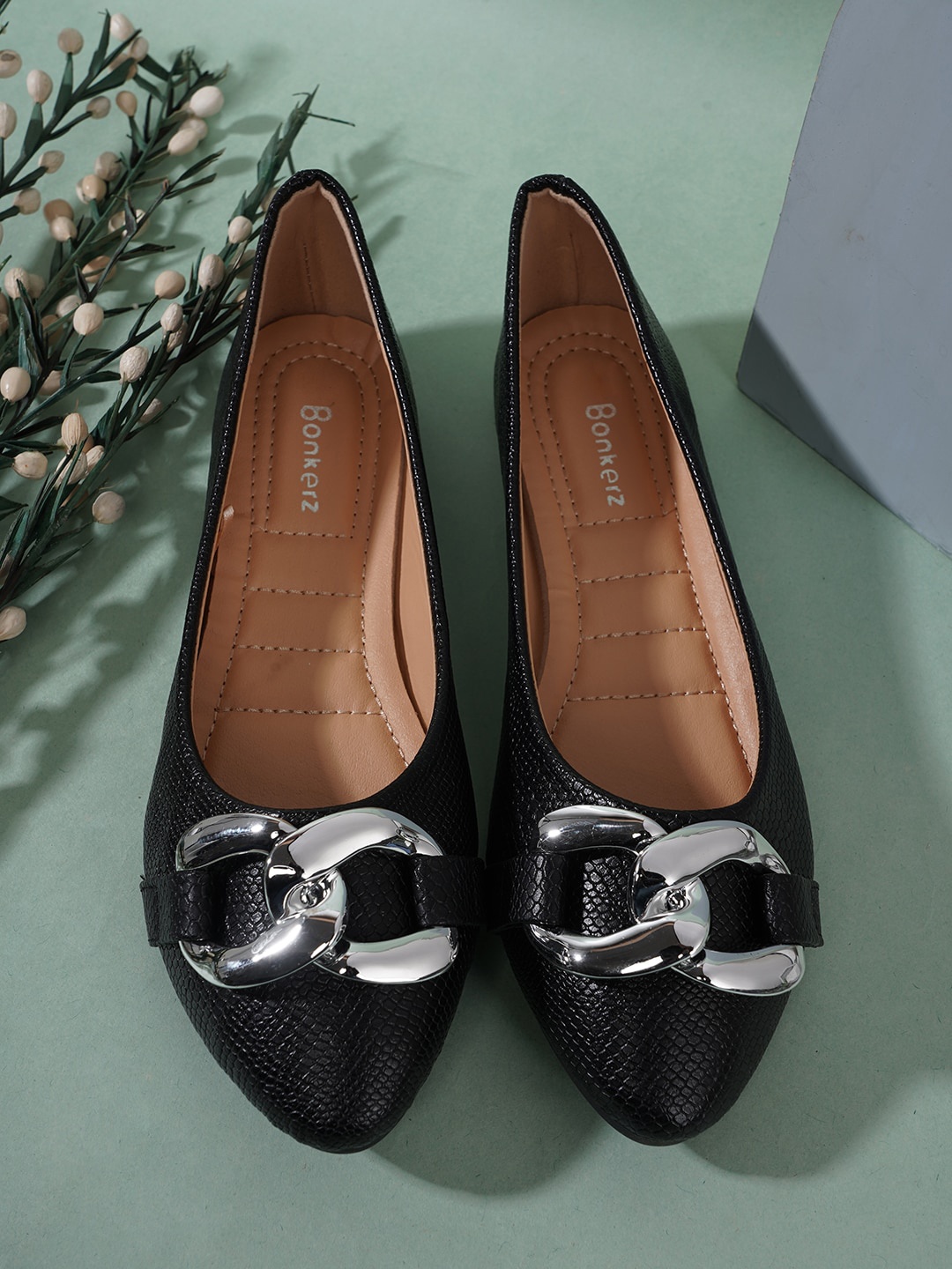 

Bonkerz Women Textured Ballerinas, Black